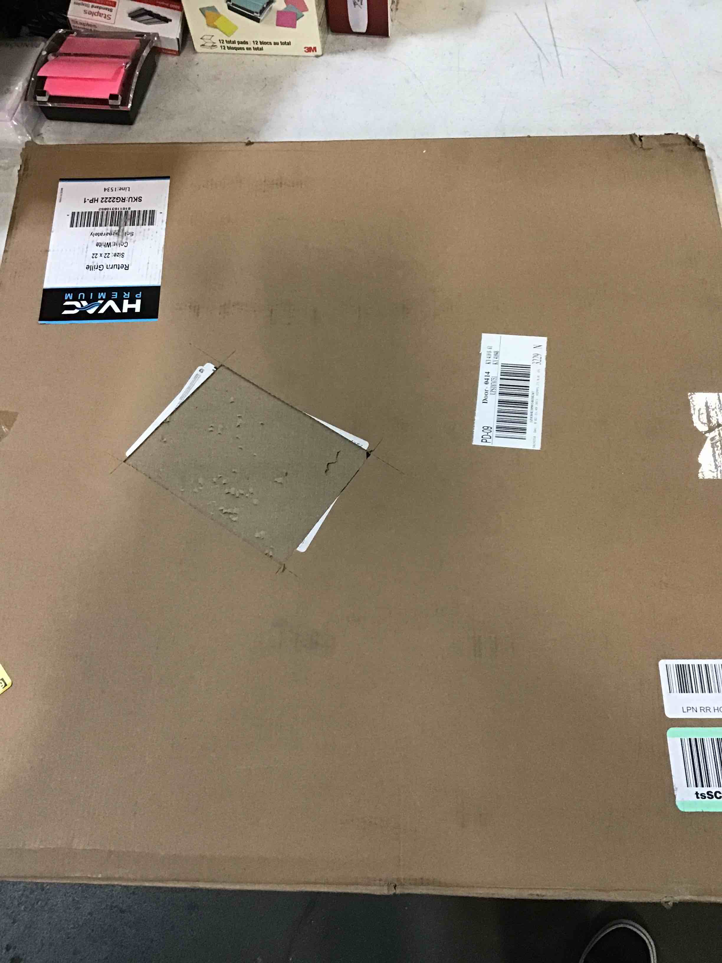 https://s3.amazonaws.com/lotting-images-prod/bidfta/ORG5892199_1704993882104.jpeg