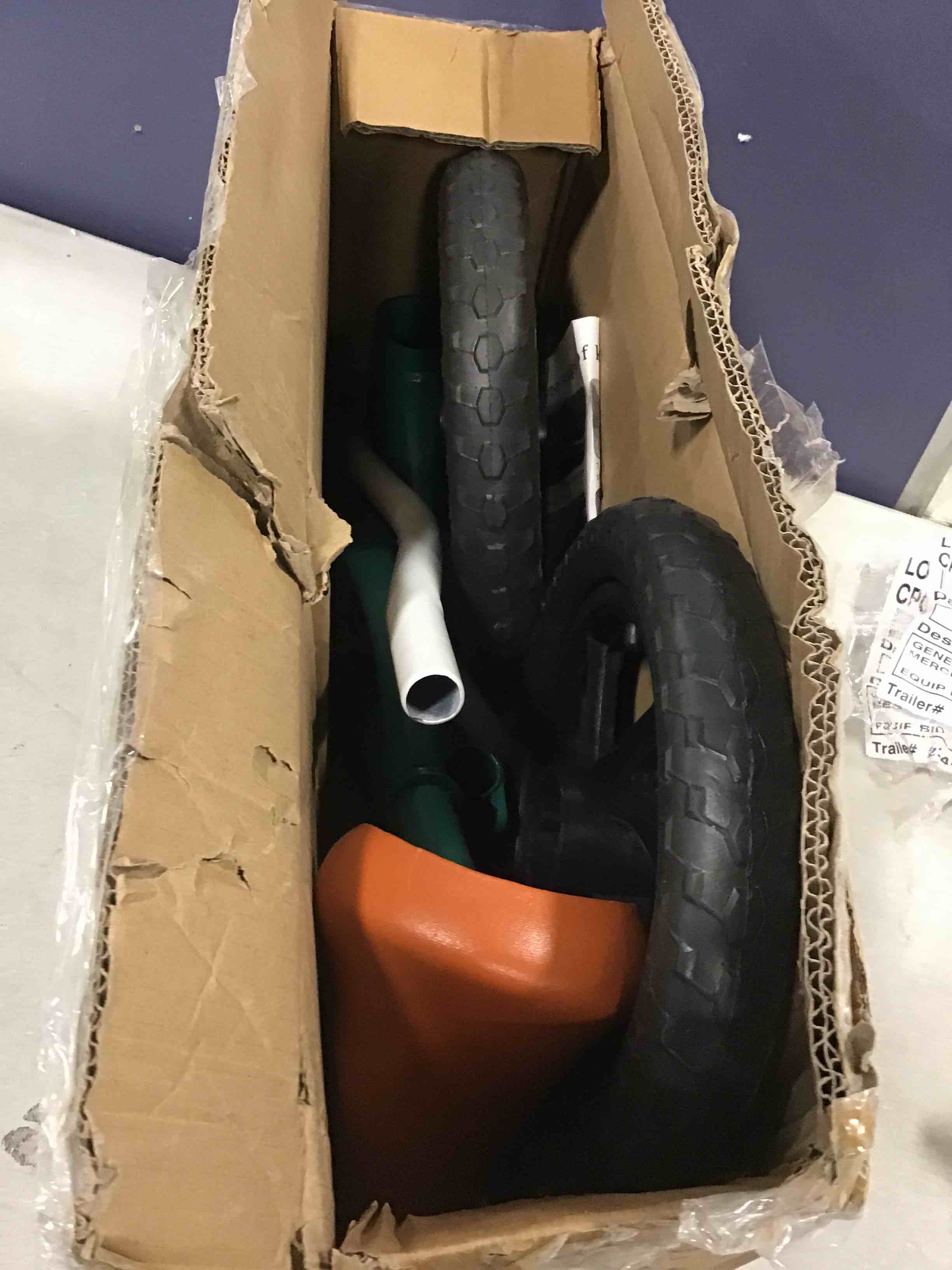 https://s3.amazonaws.com/lotting-images-prod/bidfta/ORG5892312_1705065687230.jpeg
