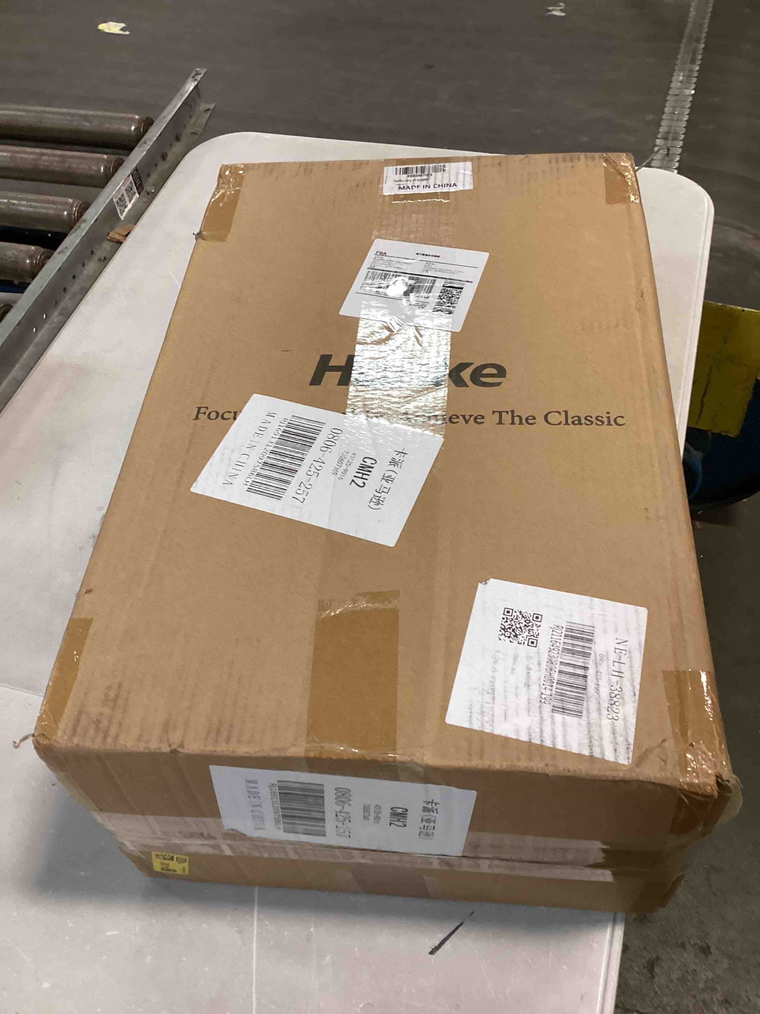 https://s3.amazonaws.com/lotting-images-prod/bidfta/ORG5894226_1704383030913.jpeg