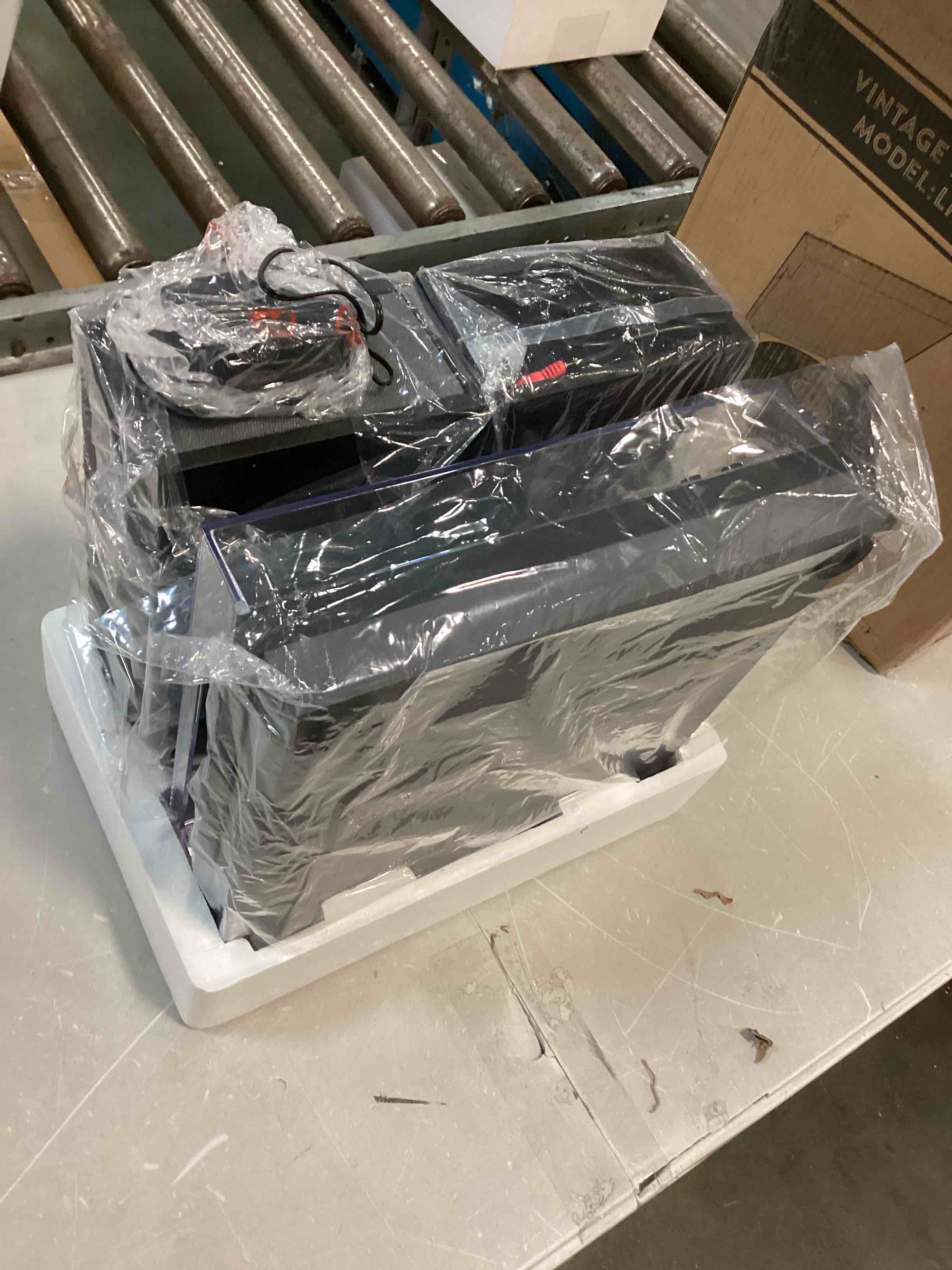 https://s3.amazonaws.com/lotting-images-prod/bidfta/ORG5894390_1704470705765.jpeg
