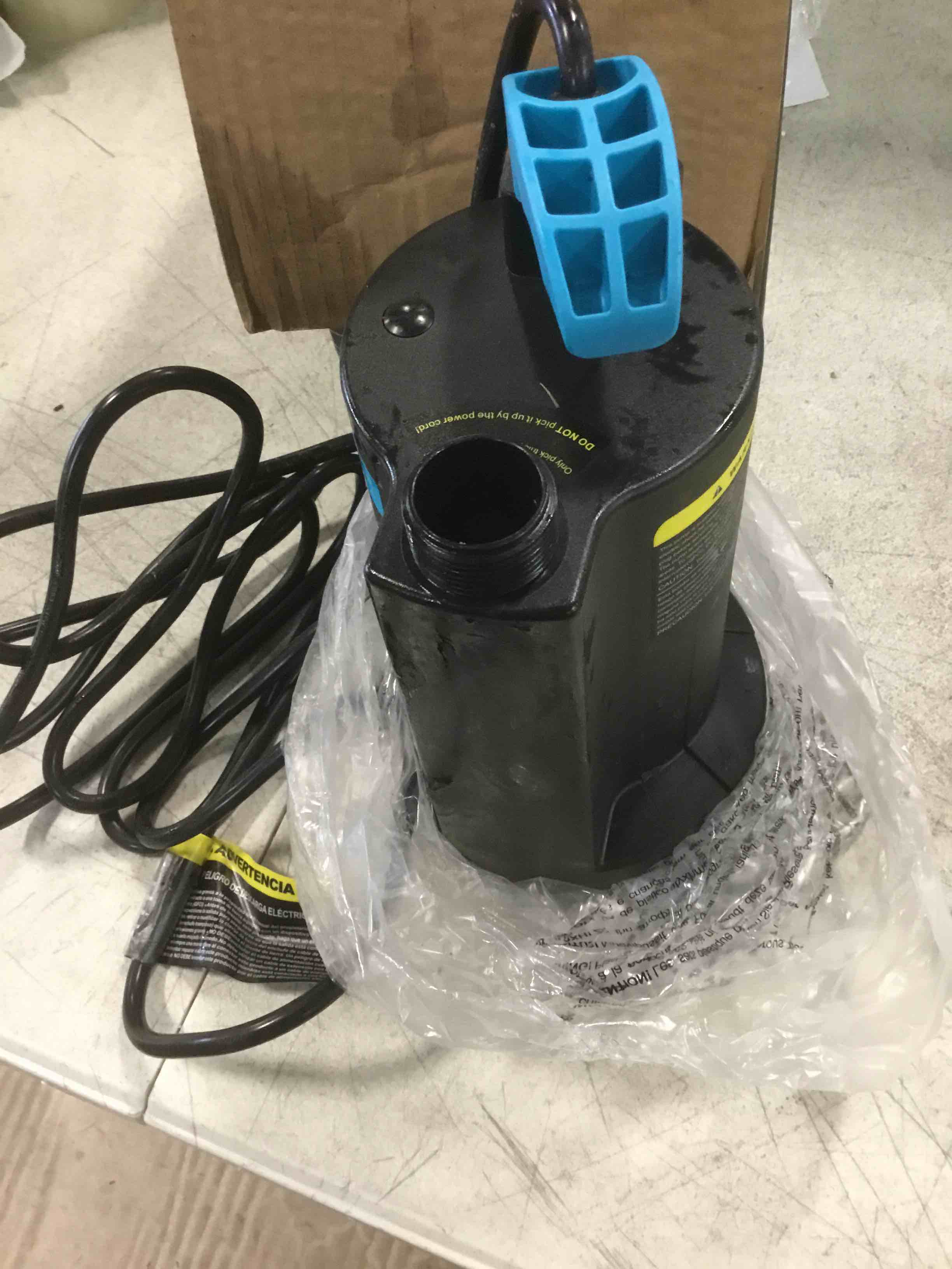https://s3.amazonaws.com/lotting-images-prod/bidfta/ORG5895187_1704989491980.jpeg