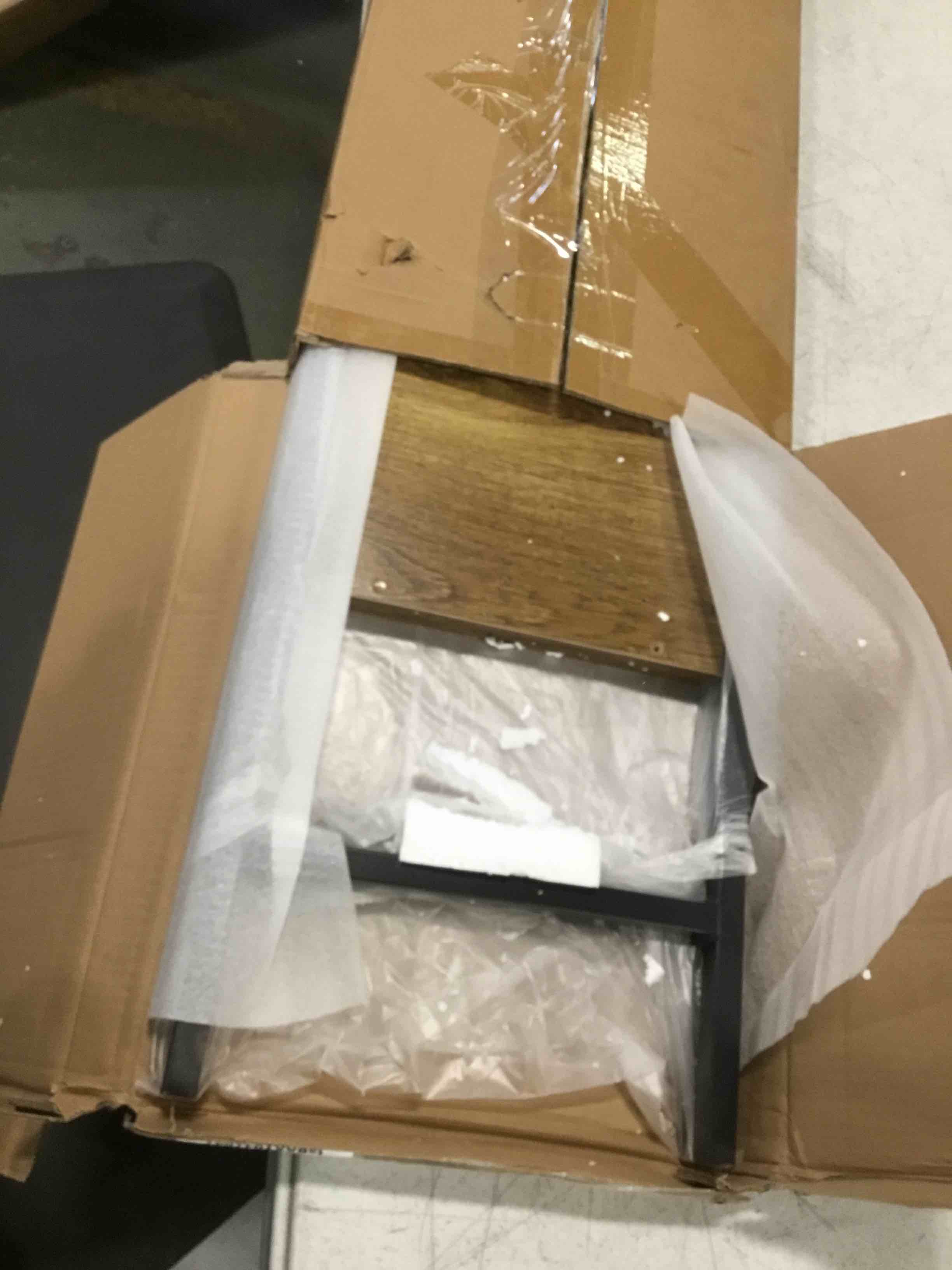 https://s3.amazonaws.com/lotting-images-prod/bidfta/ORG5895469_1704221043820.jpeg
