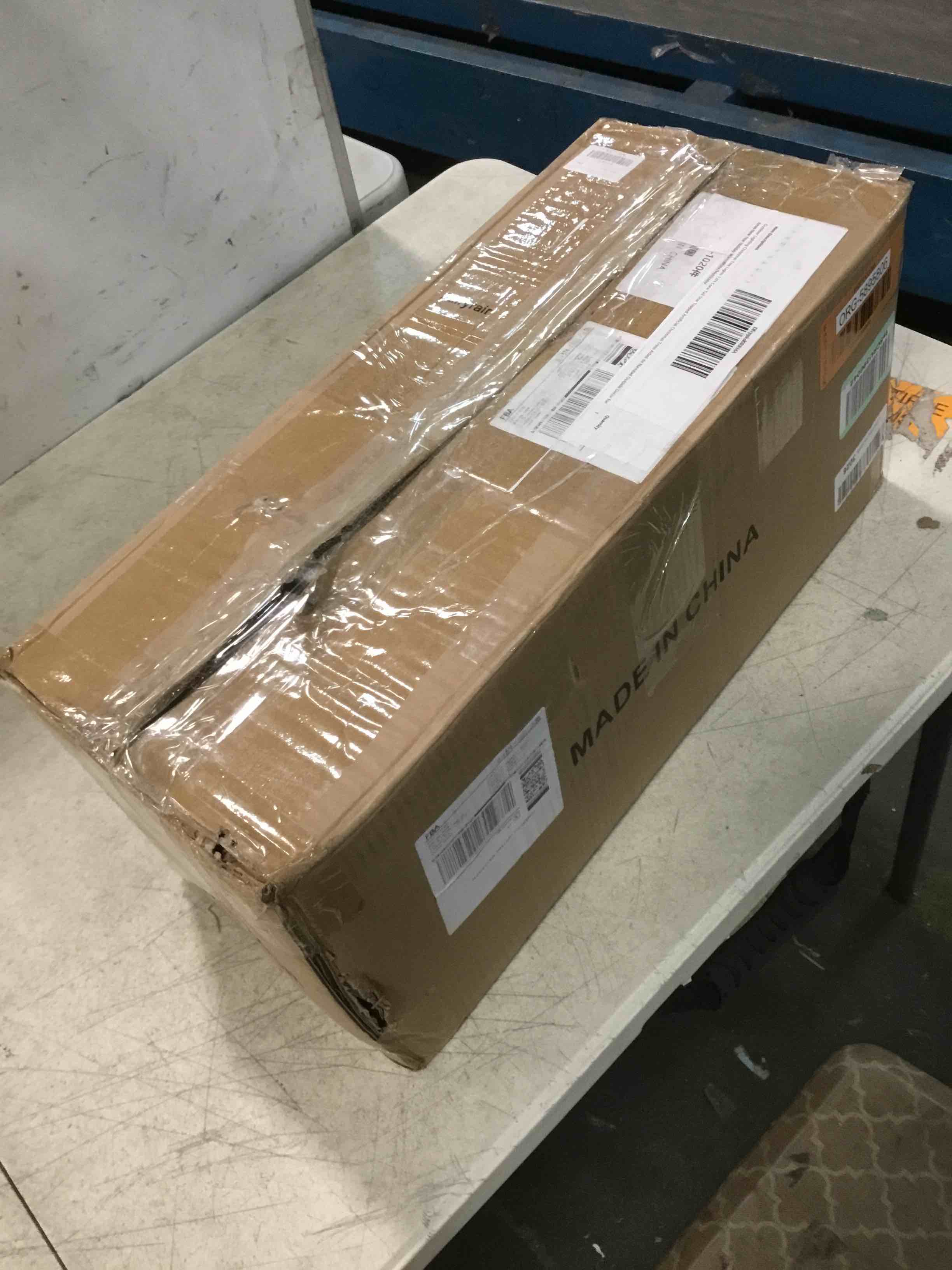 https://s3.amazonaws.com/lotting-images-prod/bidfta/ORG5895806_1704461743394.jpeg