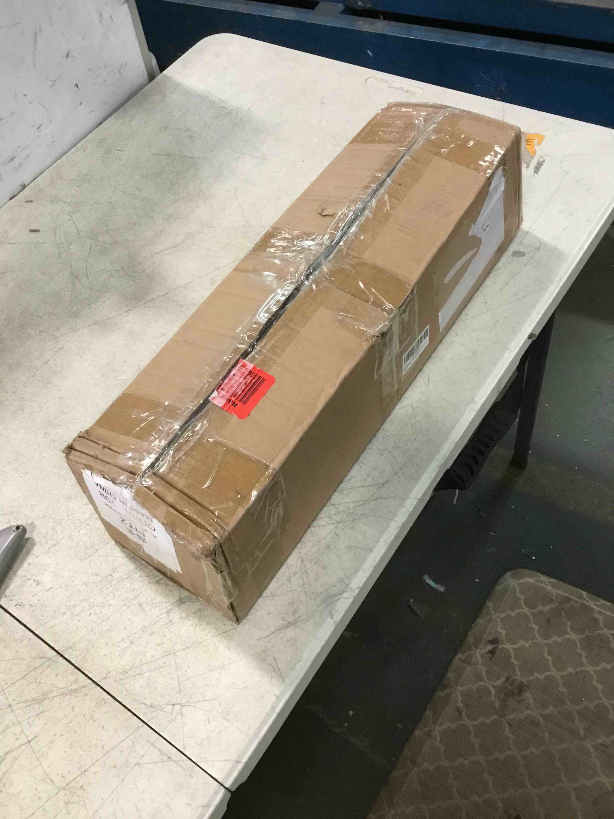 https://s3.amazonaws.com/lotting-images-prod/bidfta/ORG5895892_1704475647192.jpeg