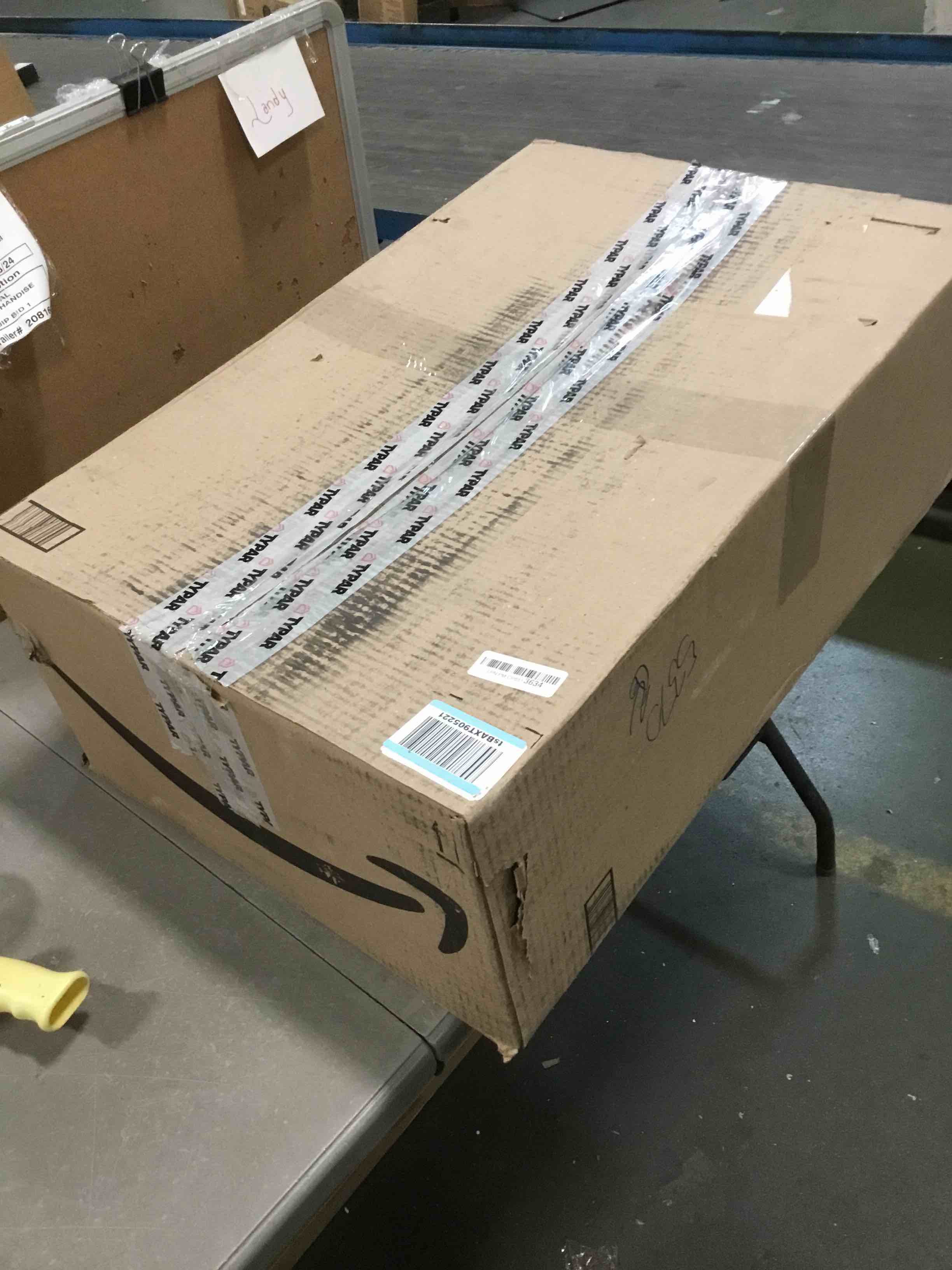https://s3.amazonaws.com/lotting-images-prod/bidfta/ORG5896251_1704811750843.jpeg