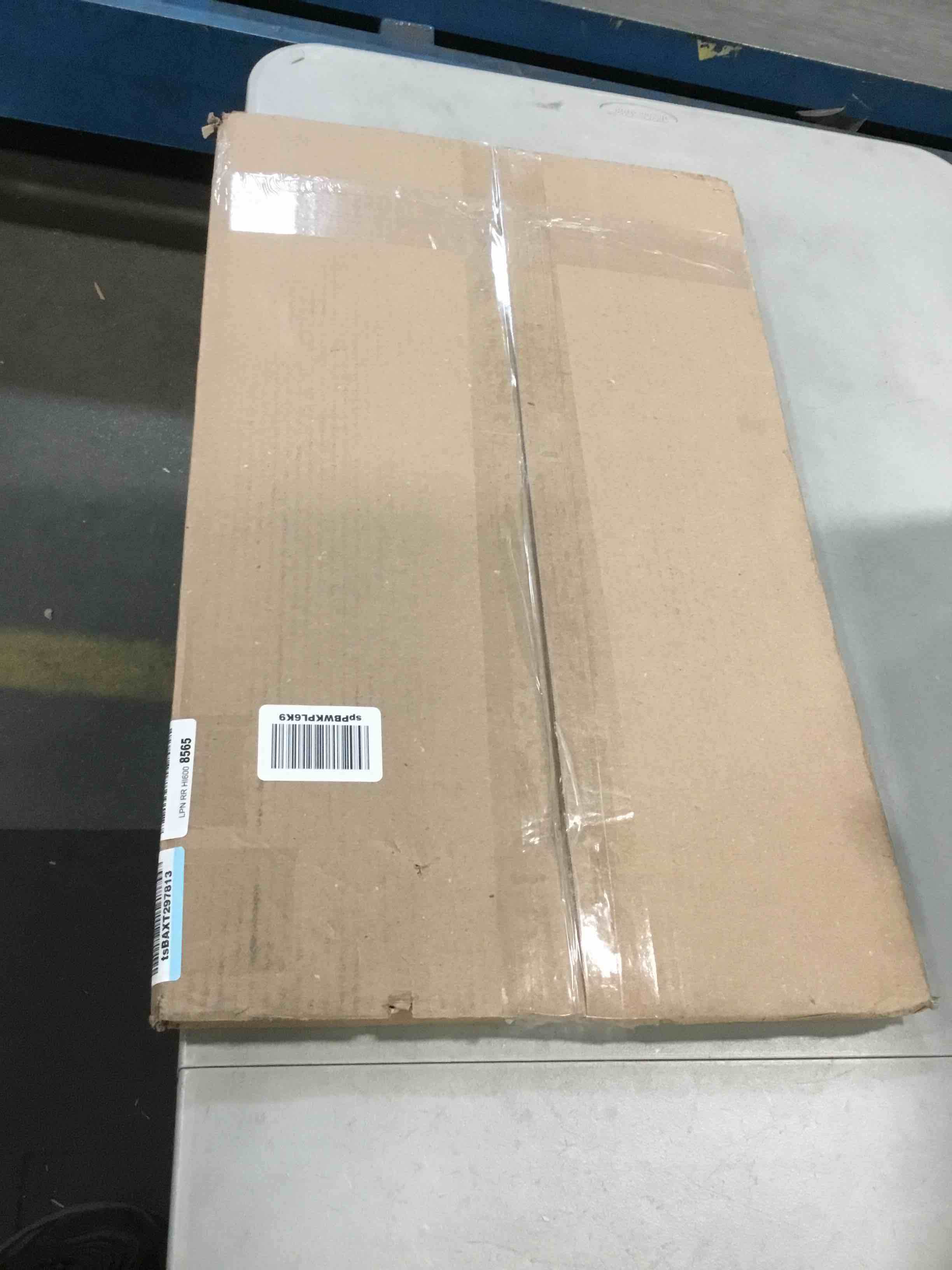 https://s3.amazonaws.com/lotting-images-prod/bidfta/ORG5896514_1704903606103.jpeg
