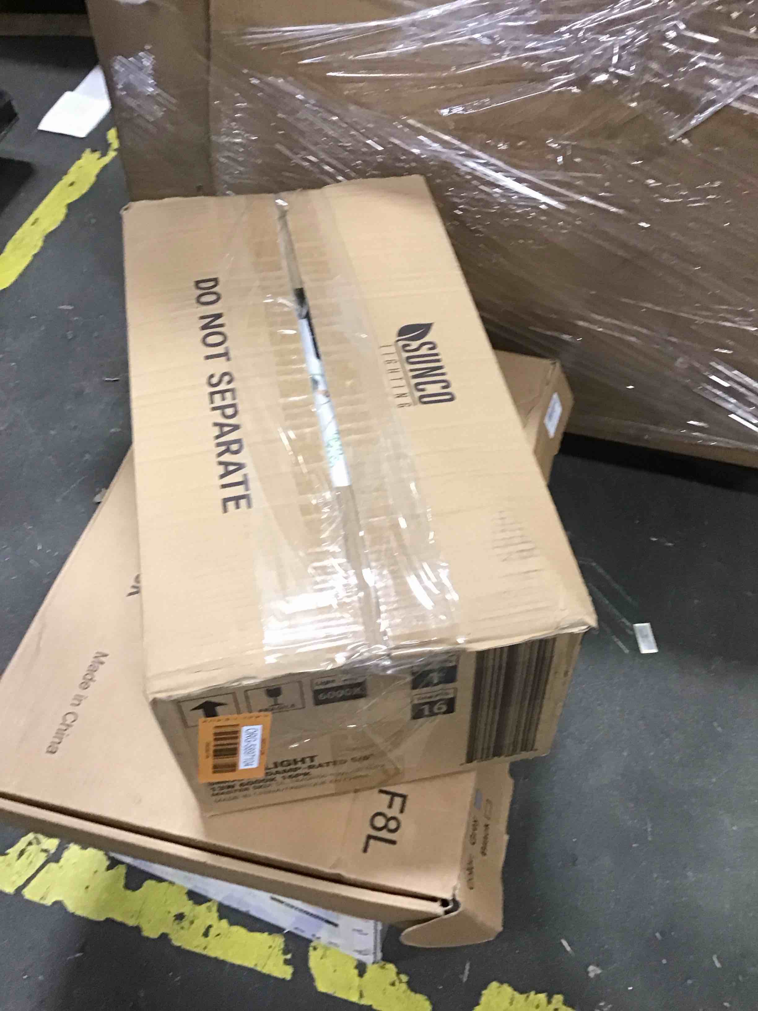 https://s3.amazonaws.com/lotting-images-prod/bidfta/ORG5897104_1703951236428.jpeg