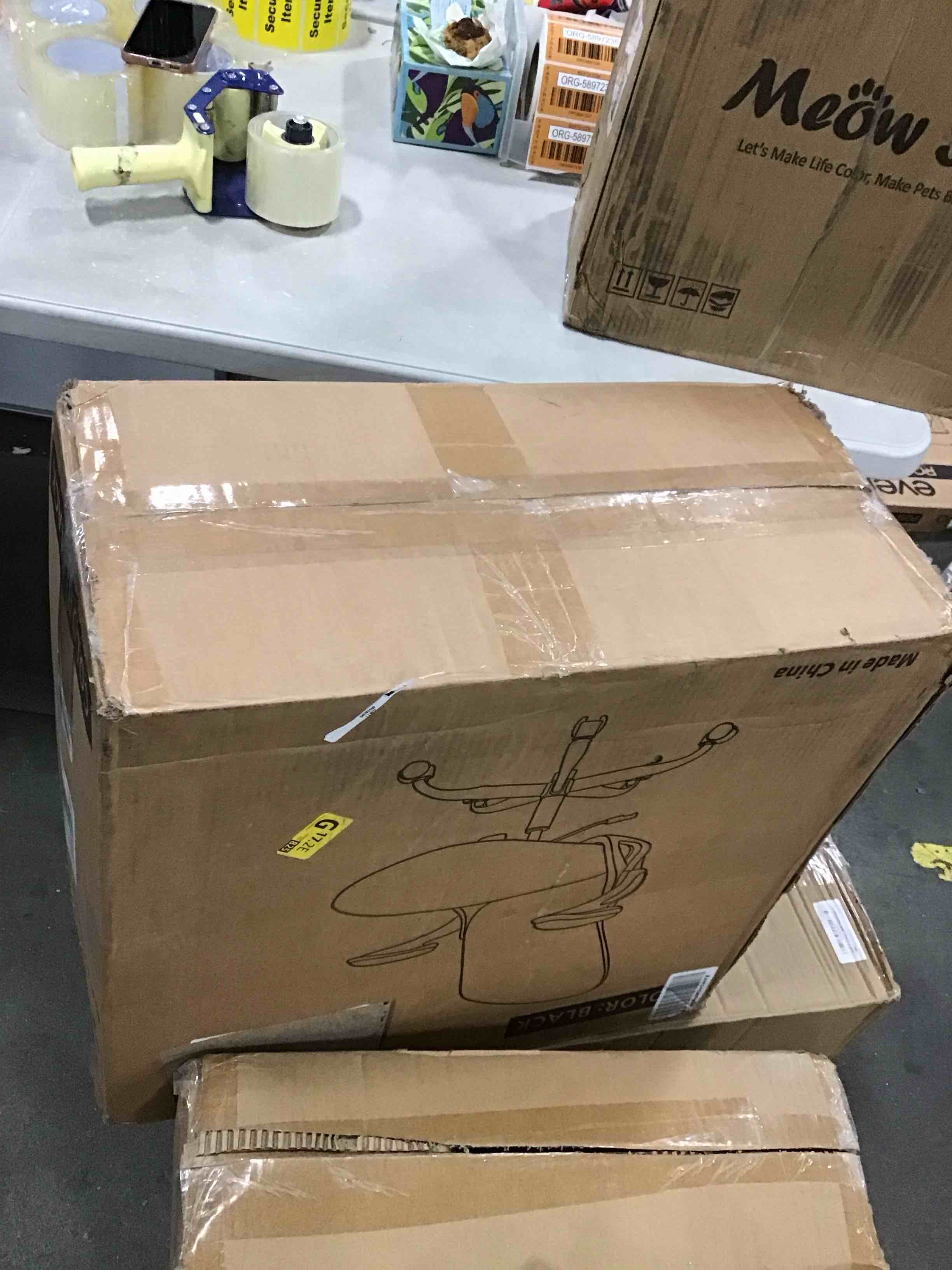 https://s3.amazonaws.com/lotting-images-prod/bidfta/ORG5897188_1704202934426.jpeg