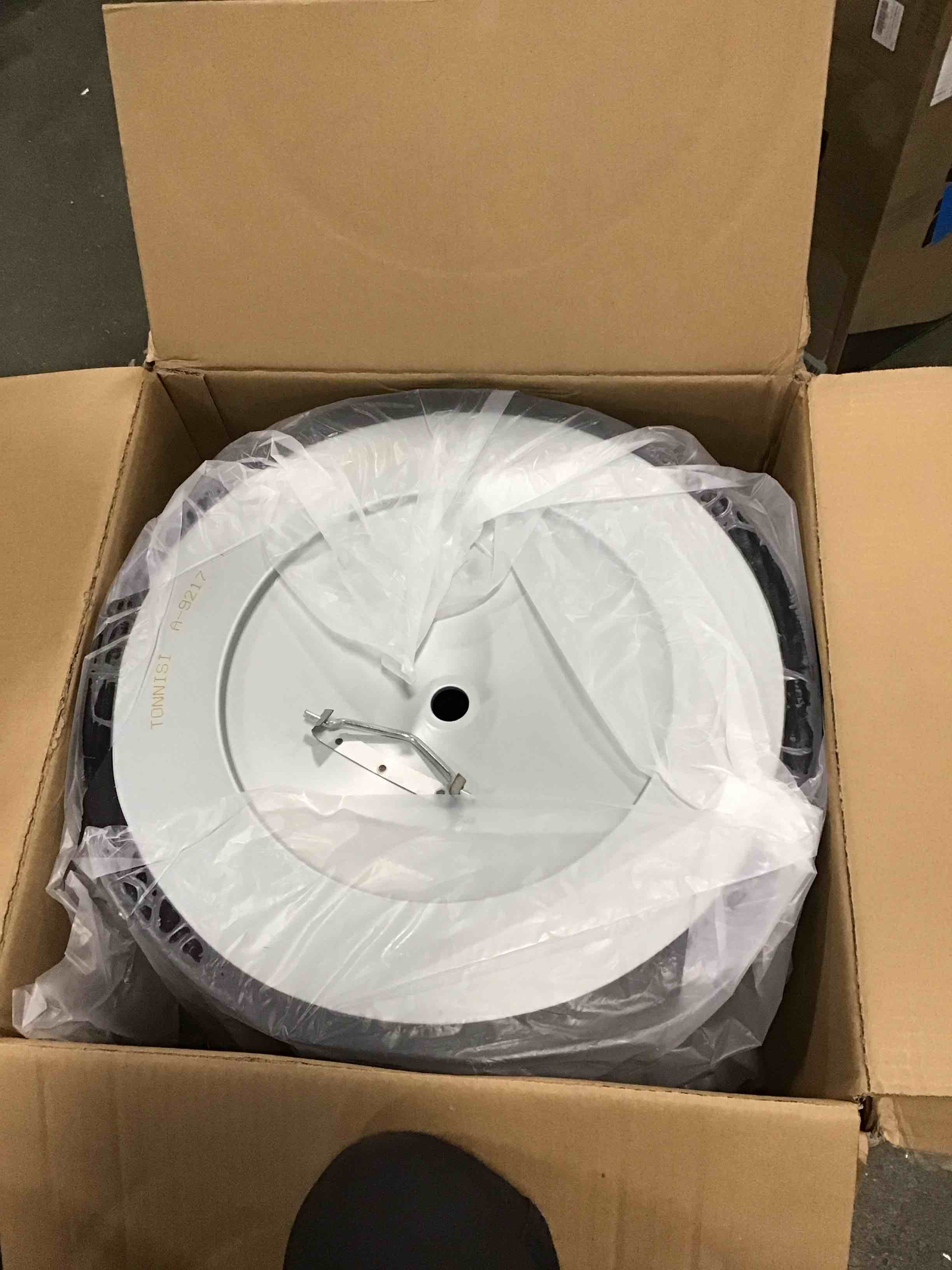 https://s3.amazonaws.com/lotting-images-prod/bidfta/ORG5897195_1704203536291.jpeg