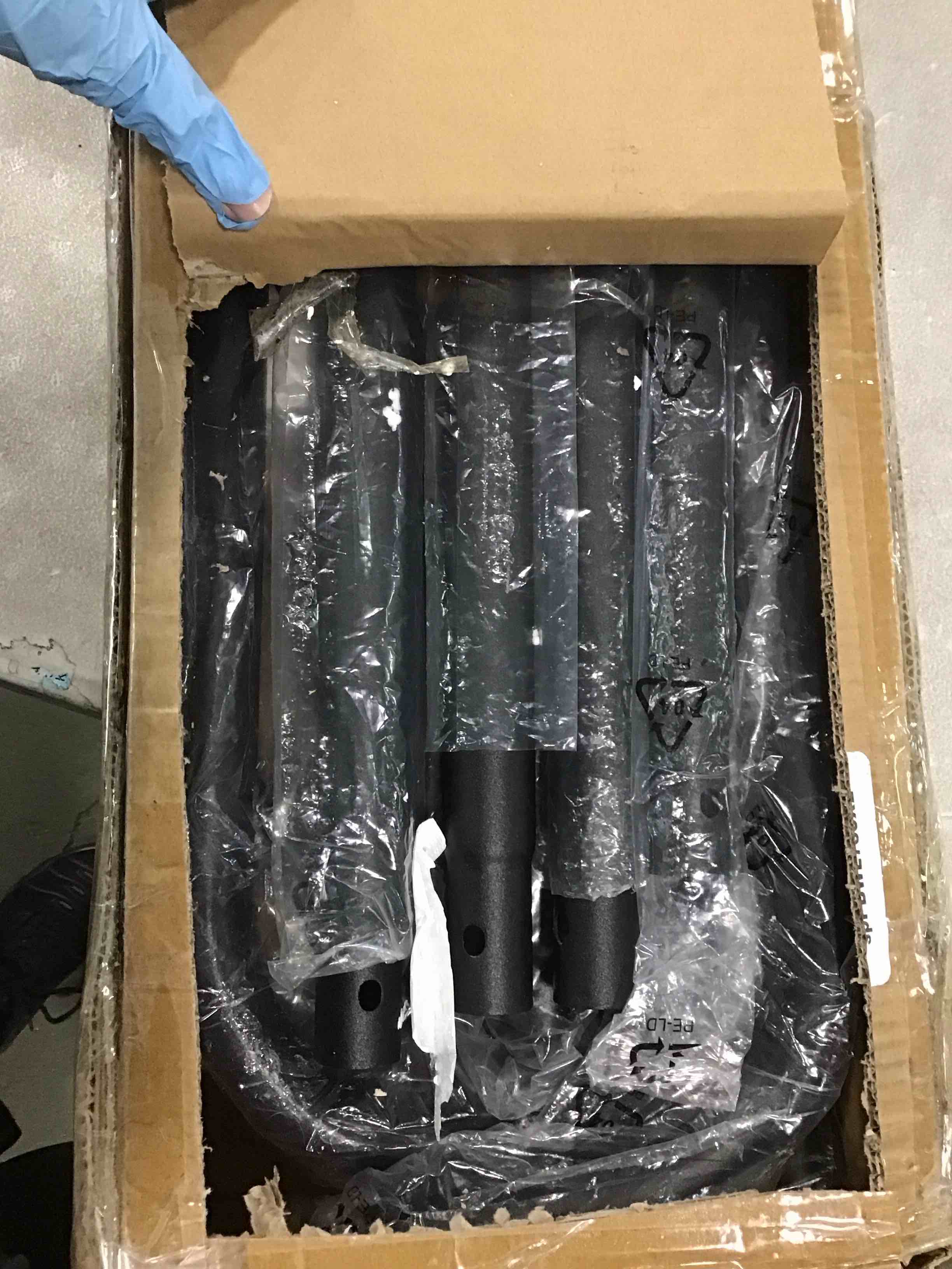 https://s3.amazonaws.com/lotting-images-prod/bidfta/ORG5897589_1704311865487.jpeg