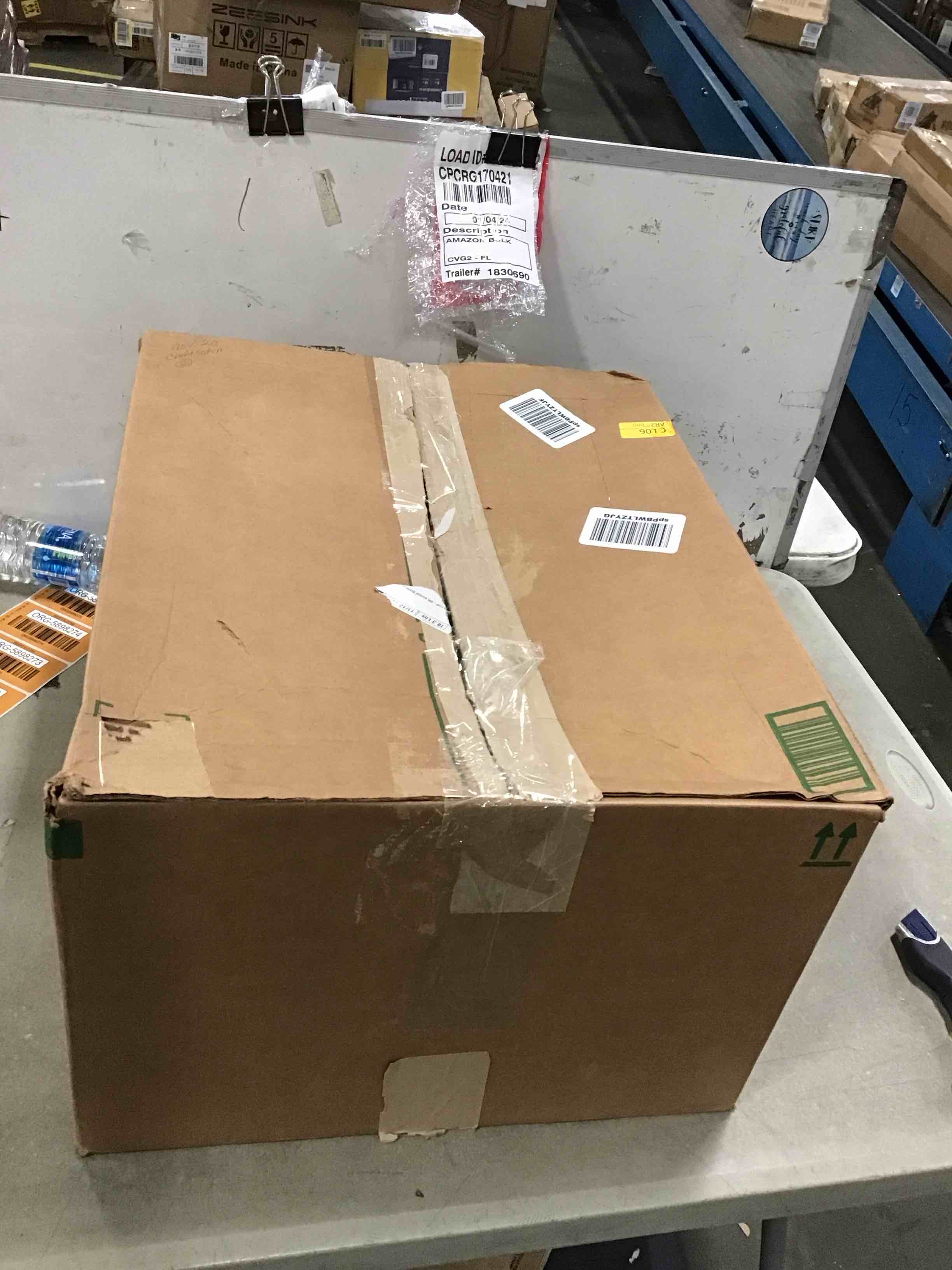 https://s3.amazonaws.com/lotting-images-prod/bidfta/ORG5898270_1704733473460.jpeg