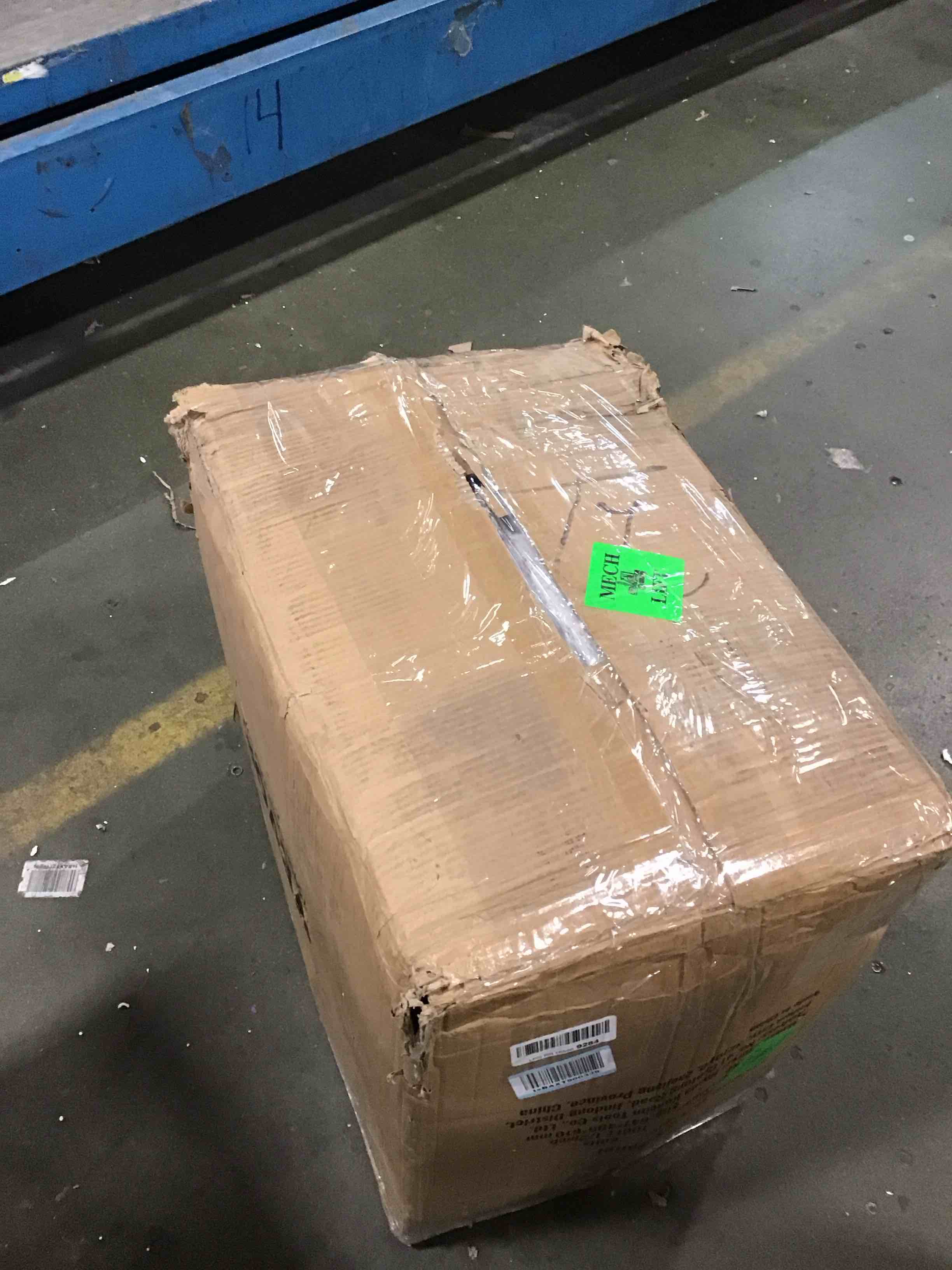 https://s3.amazonaws.com/lotting-images-prod/bidfta/ORG5898291_1704746282604.jpeg