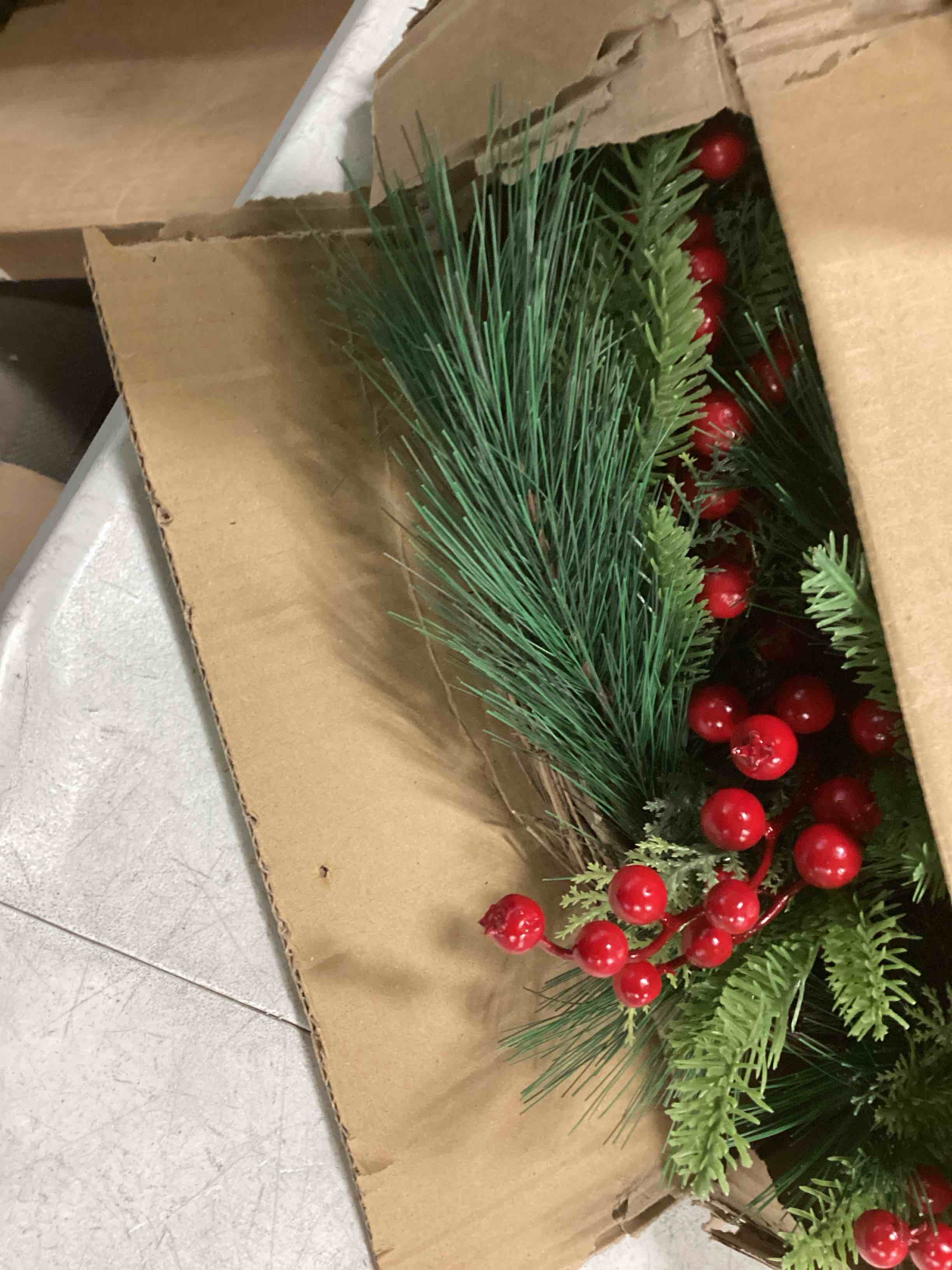 https://s3.amazonaws.com/lotting-images-prod/bidfta/ORG5898644_1703870999088.jpeg
