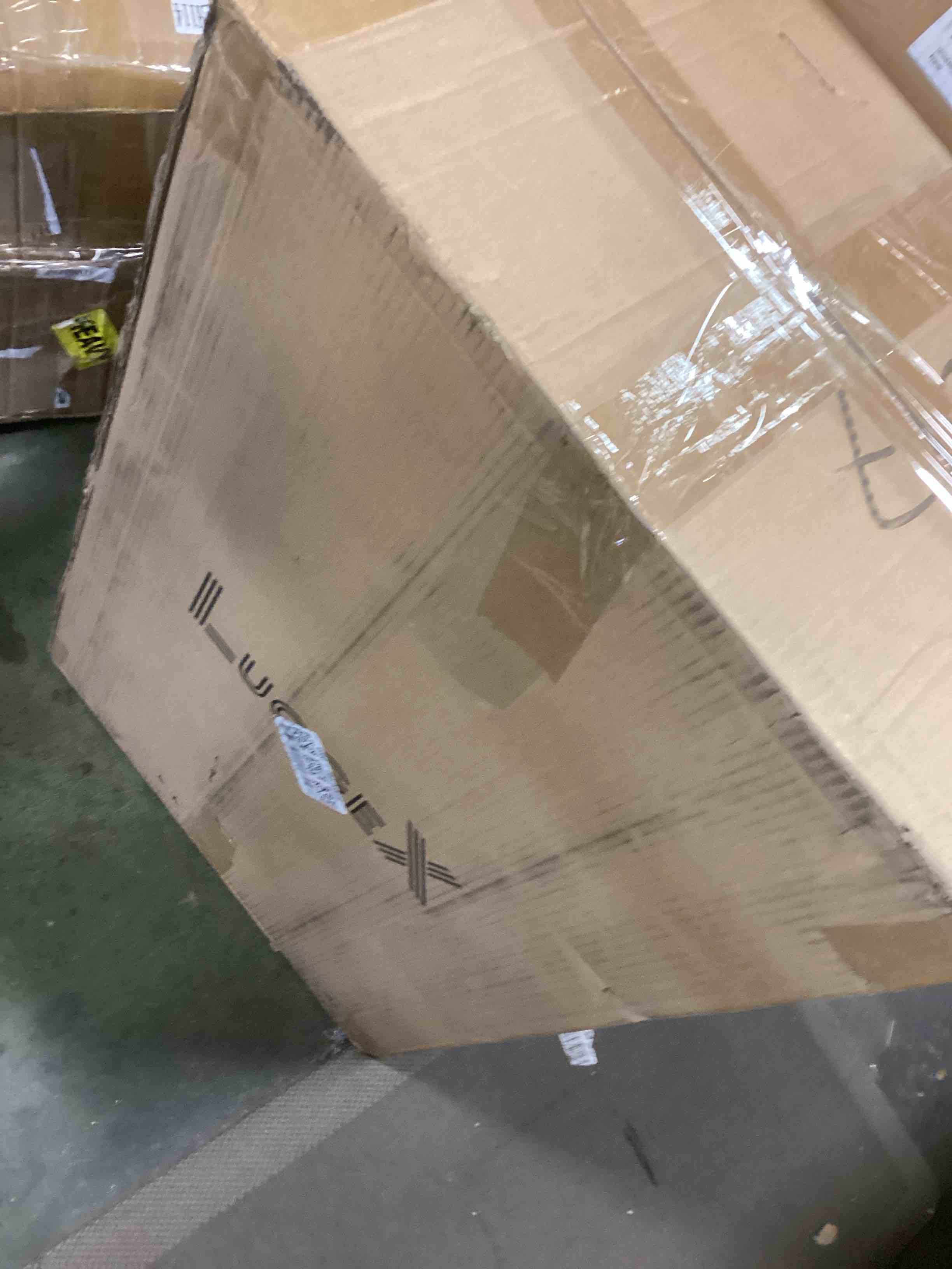 https://s3.amazonaws.com/lotting-images-prod/bidfta/ORG5899447_1704395553606.jpeg