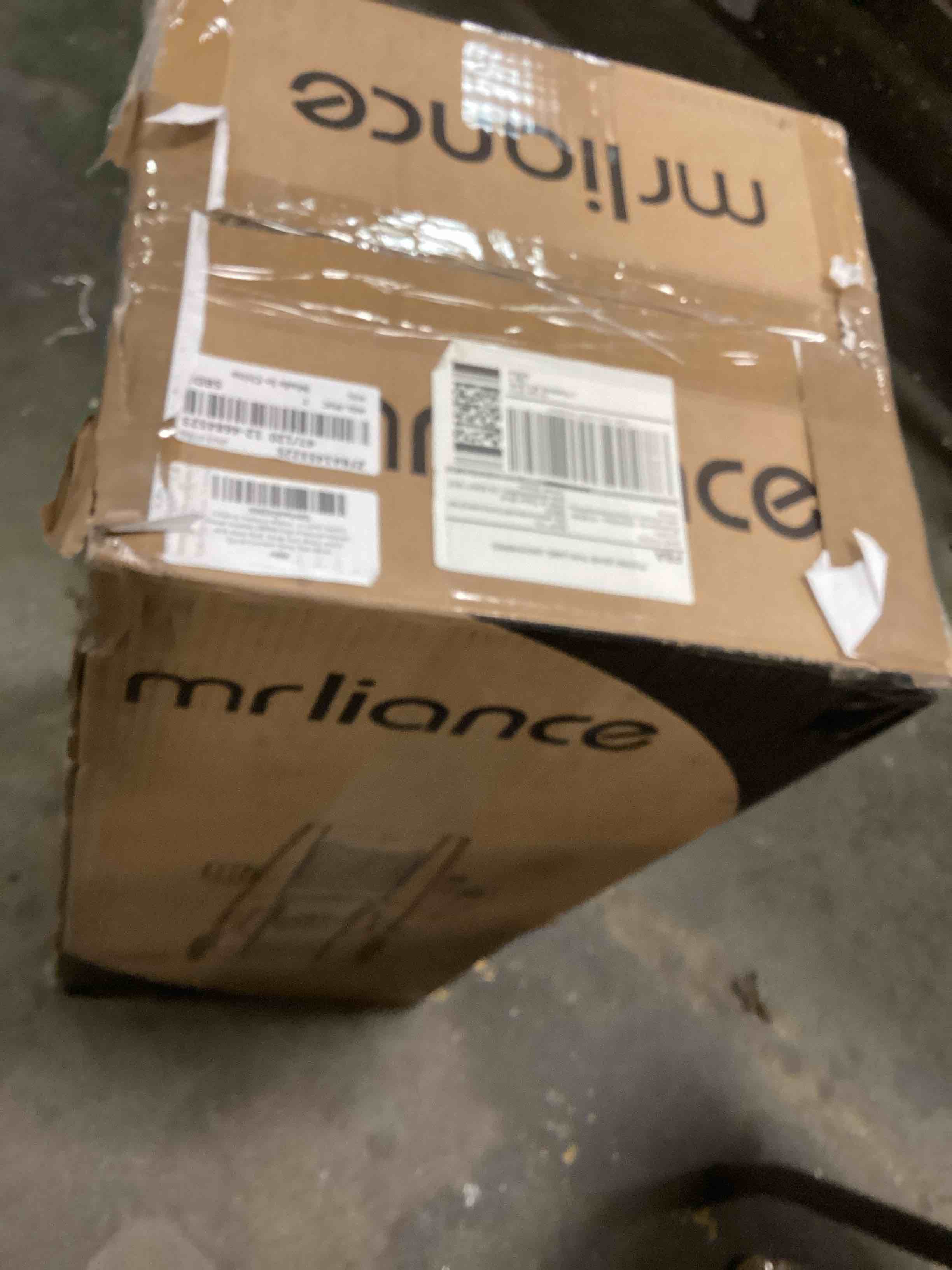 https://s3.amazonaws.com/lotting-images-prod/bidfta/ORG5899497_1704456729331.jpeg