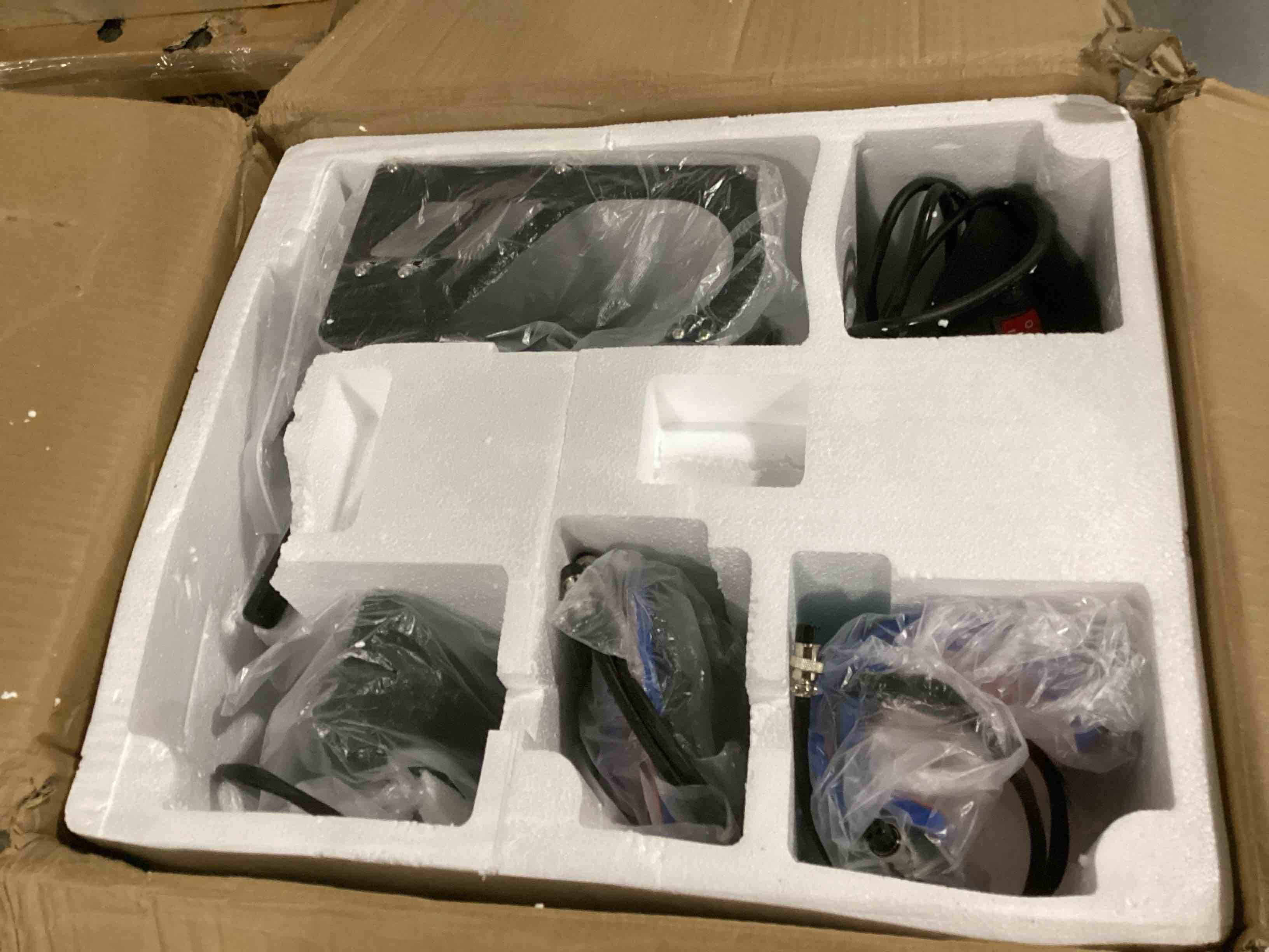 https://s3.amazonaws.com/lotting-images-prod/bidfta/ORG5900123_1719414929036.jpeg