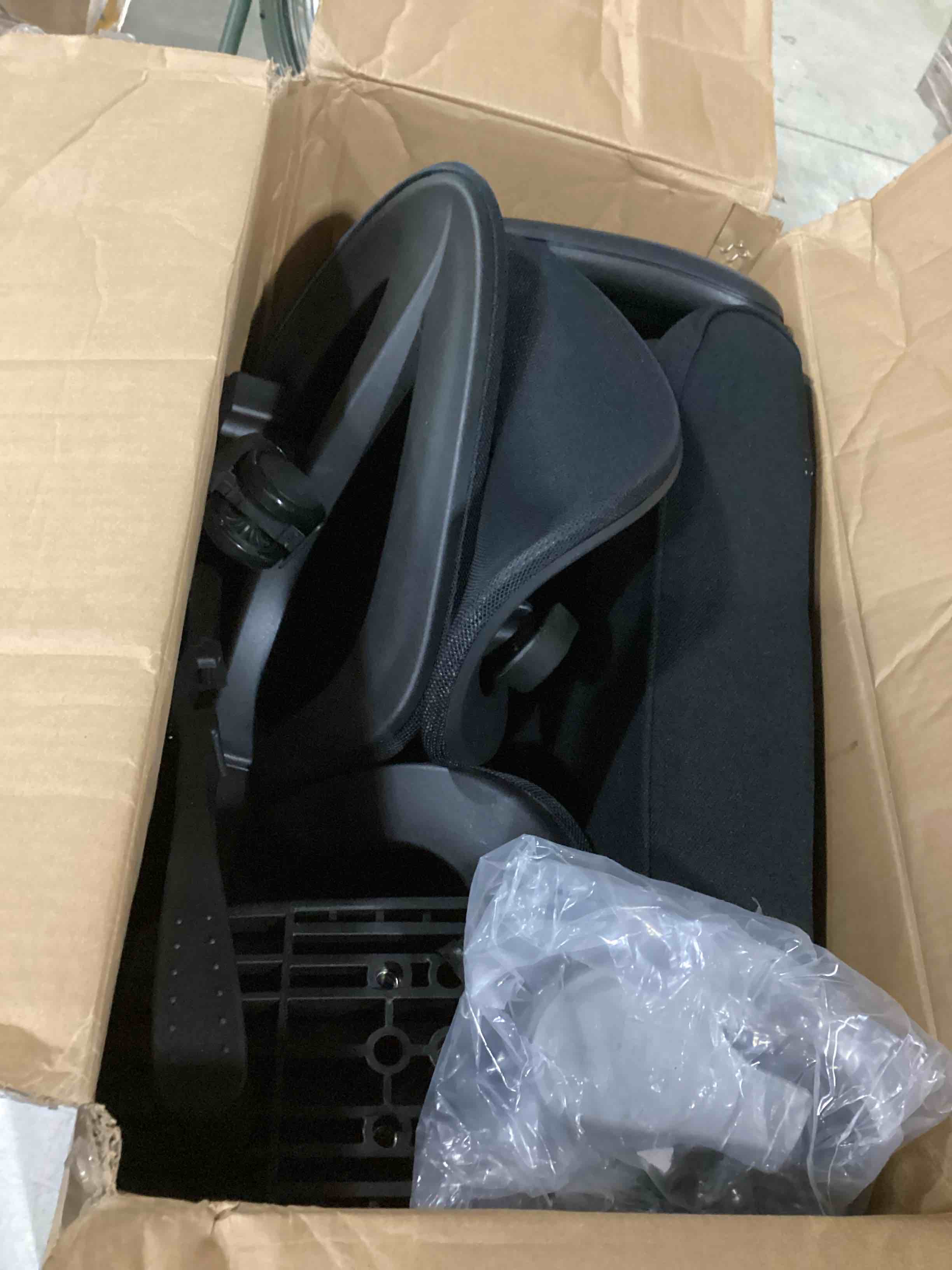 https://s3.amazonaws.com/lotting-images-prod/bidfta/ORG5900467_1719855333433.jpeg