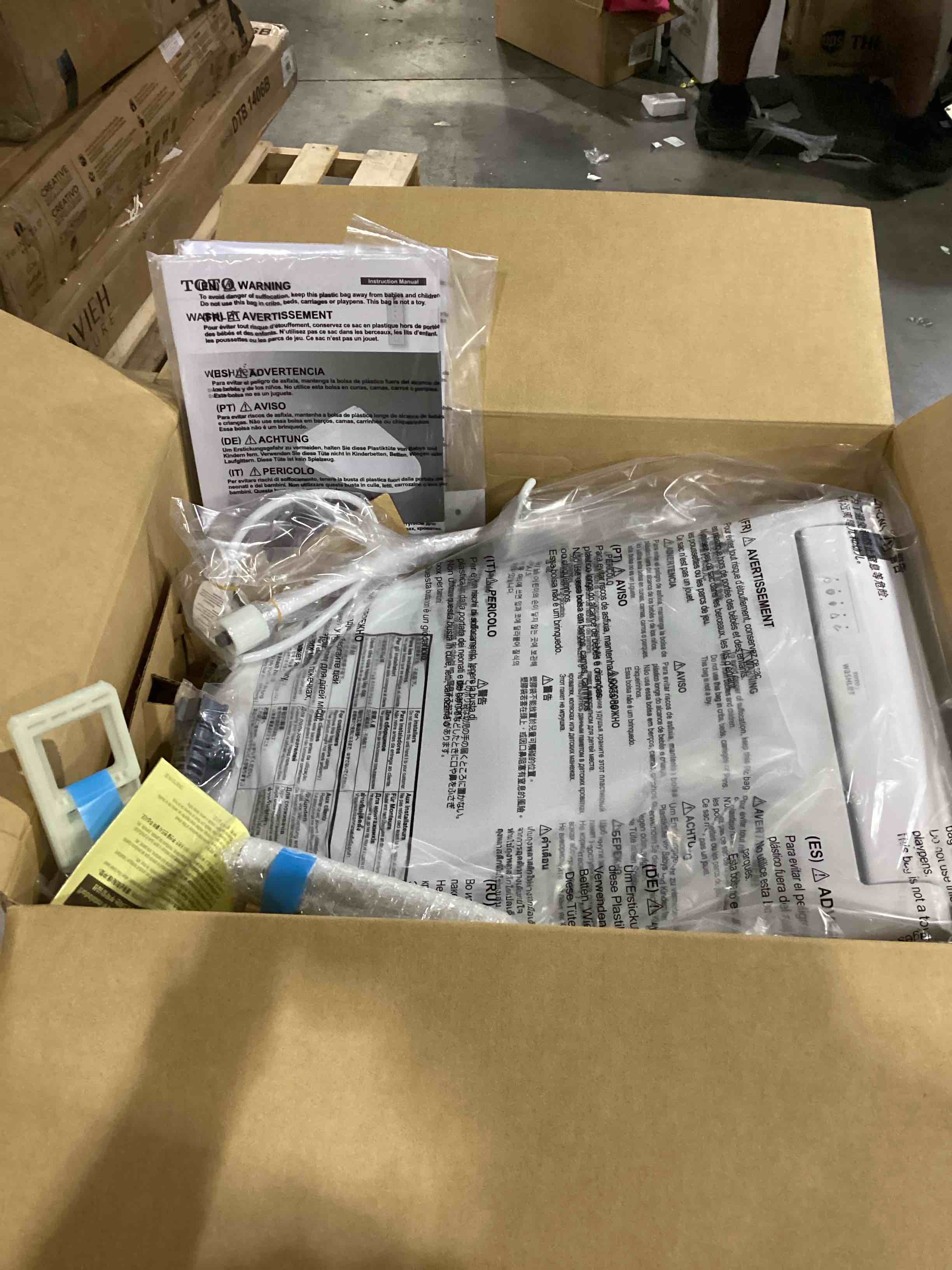 https://s3.amazonaws.com/lotting-images-prod/bidfta/ORG5900788_1720449823976.jpeg