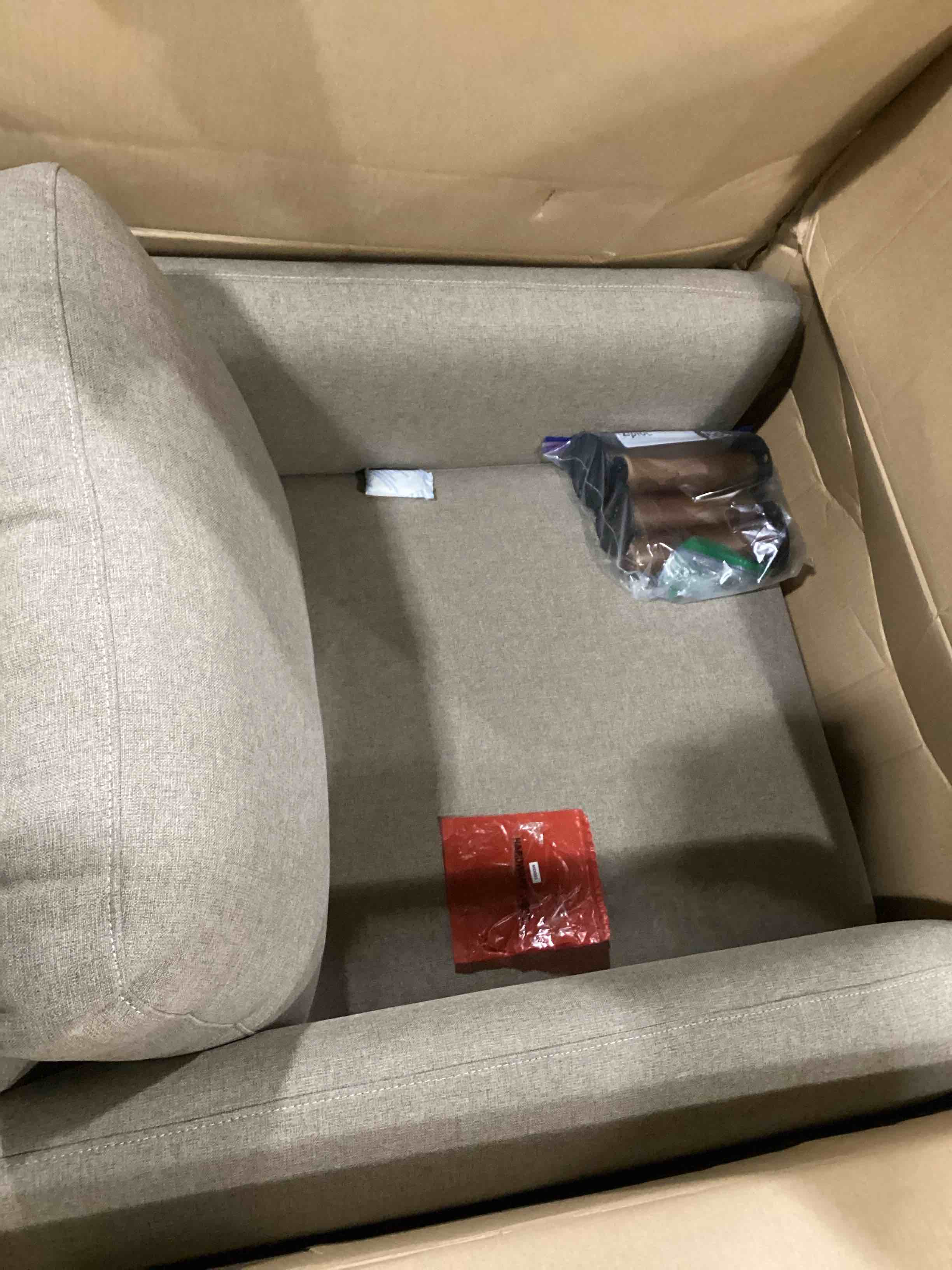 https://s3.amazonaws.com/lotting-images-prod/bidfta/ORG5902474_1720543534321.jpeg