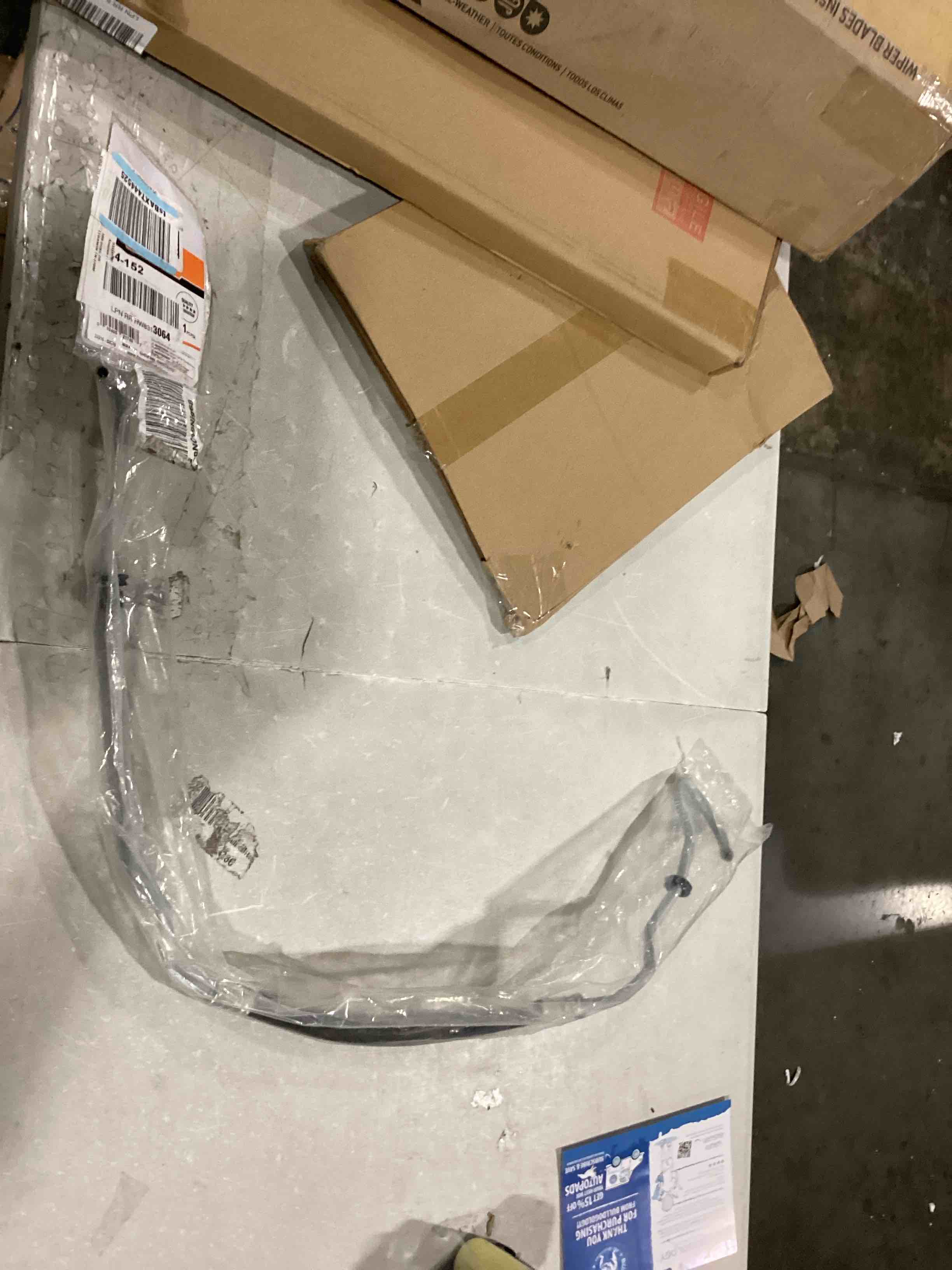 https://s3.amazonaws.com/lotting-images-prod/bidfta/ORG5903065_1719231365856.jpeg