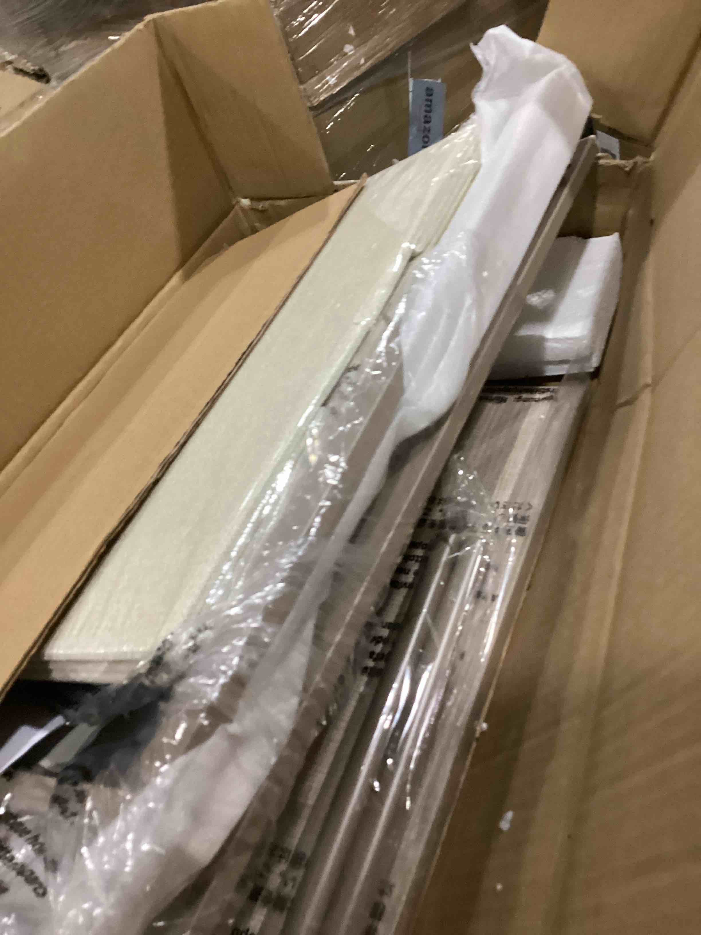 https://s3.amazonaws.com/lotting-images-prod/bidfta/ORG5903647_1719861399501.jpeg