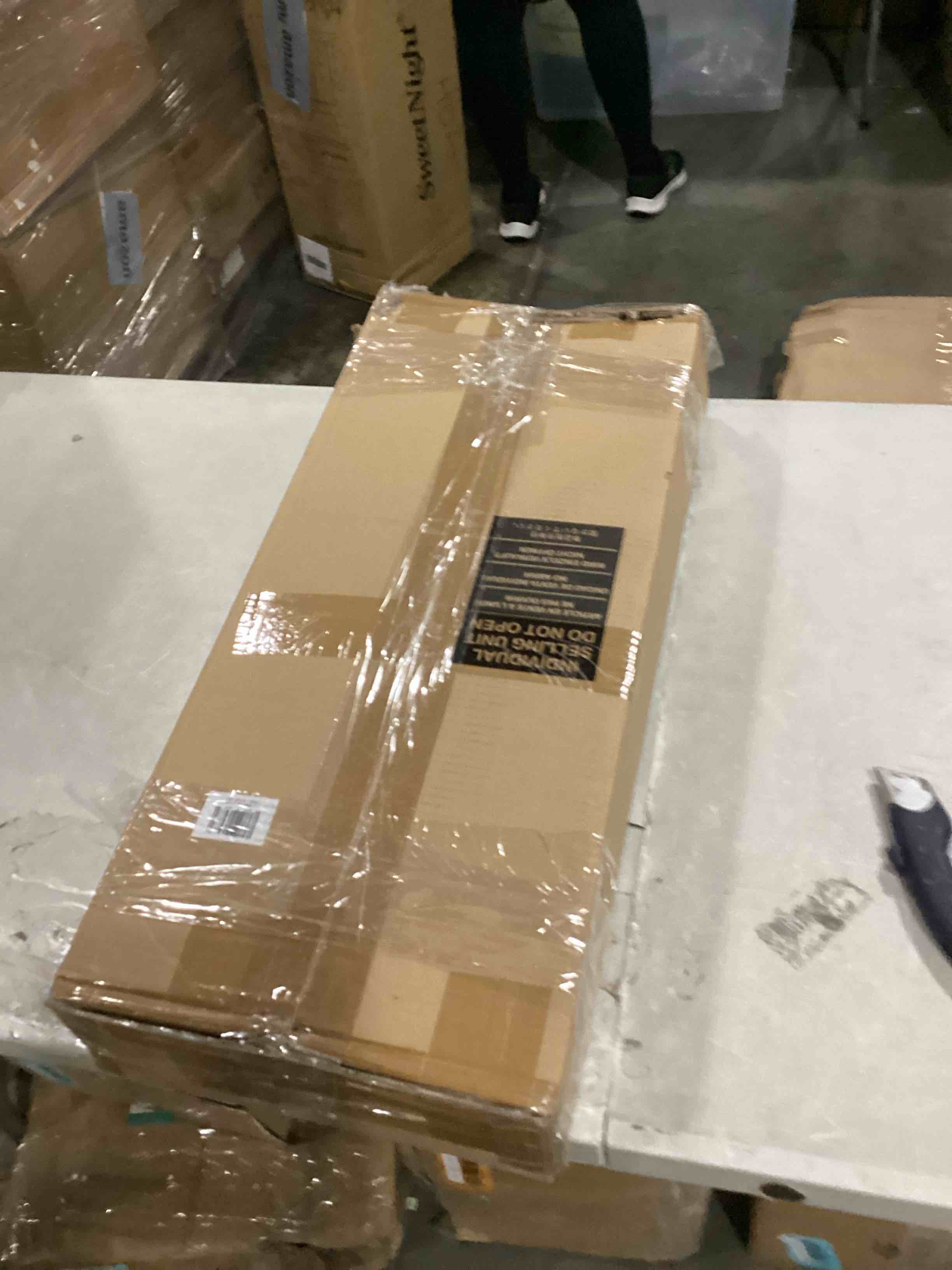 https://s3.amazonaws.com/lotting-images-prod/bidfta/ORG5903647_1719861452131.jpeg