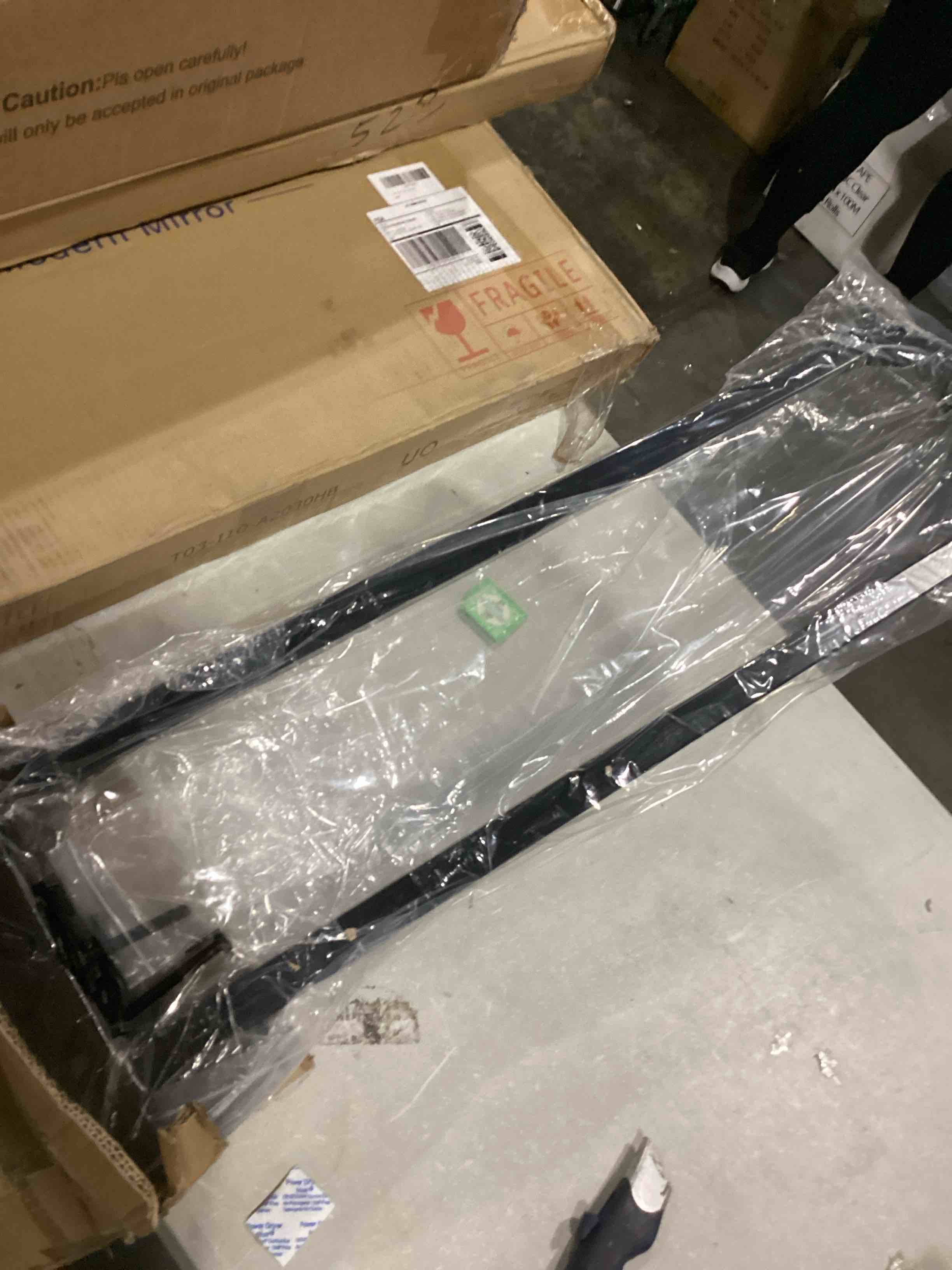 https://s3.amazonaws.com/lotting-images-prod/bidfta/ORG5903874_1720027612412.jpeg