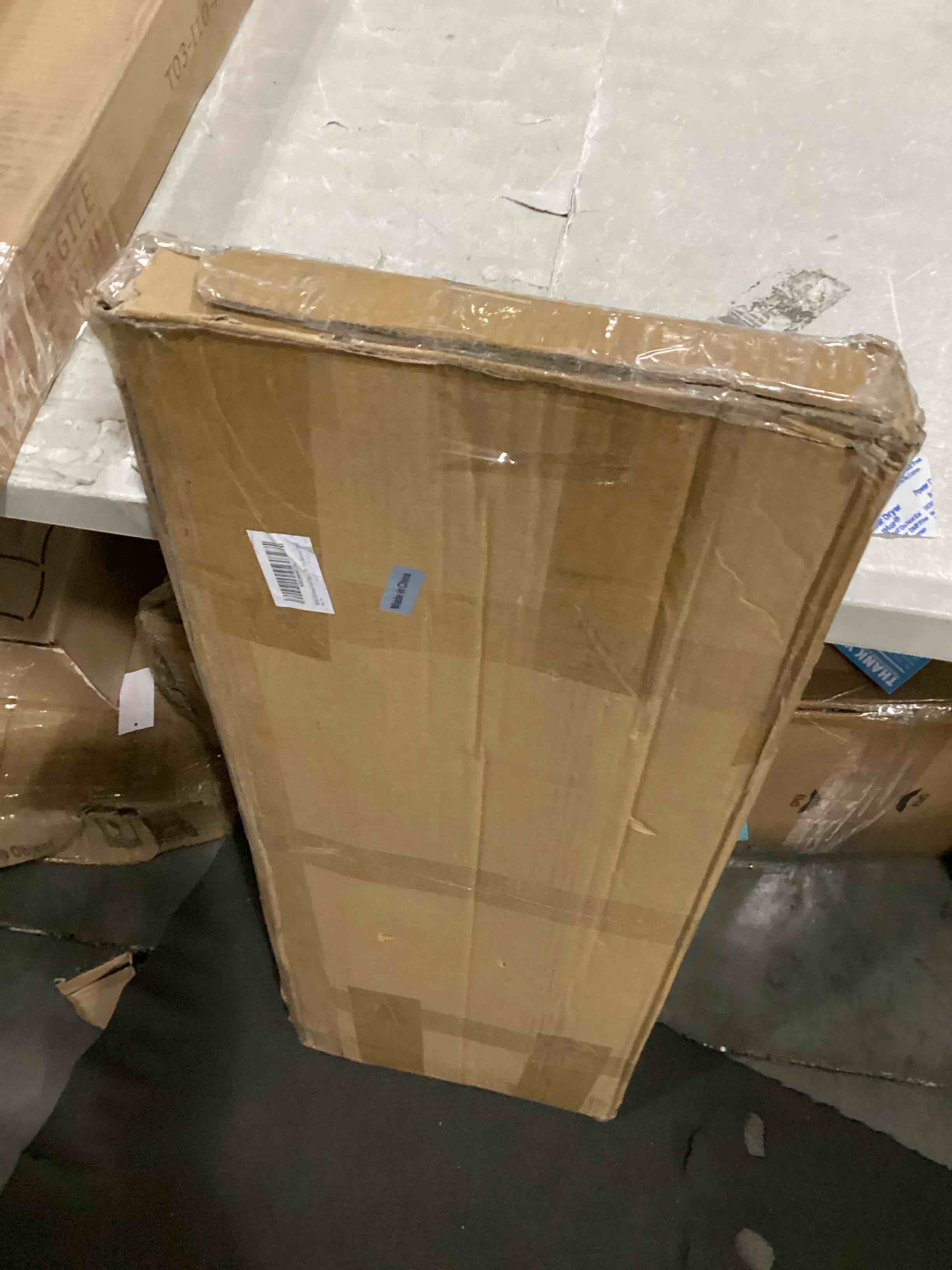 https://s3.amazonaws.com/lotting-images-prod/bidfta/ORG5903874_1720027626449.jpeg