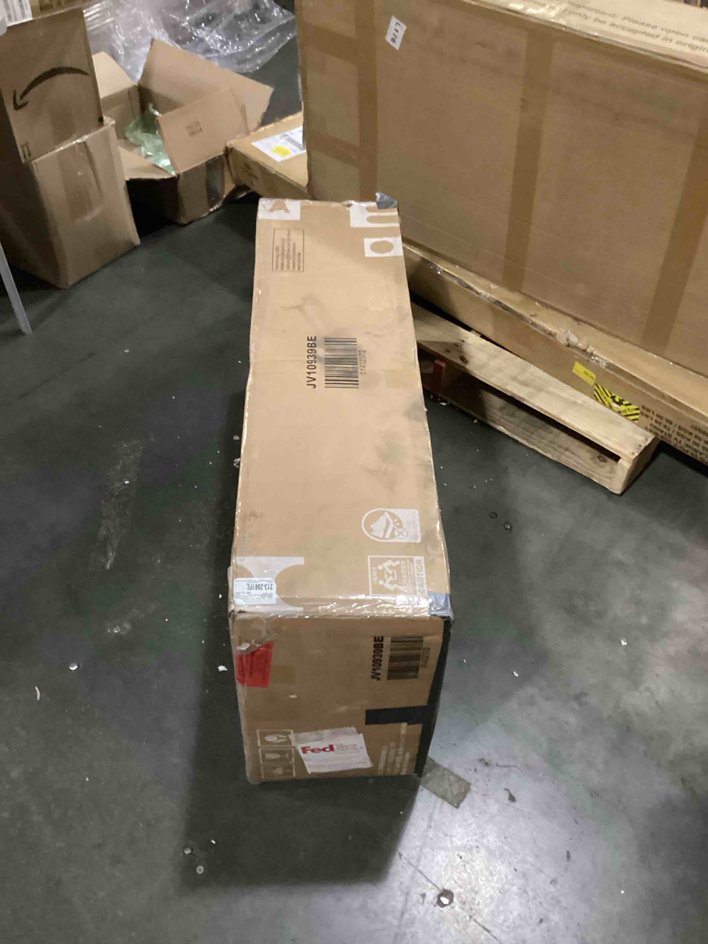 https://s3.amazonaws.com/lotting-images-prod/bidfta/ORG5904732_1719836102028.jpeg