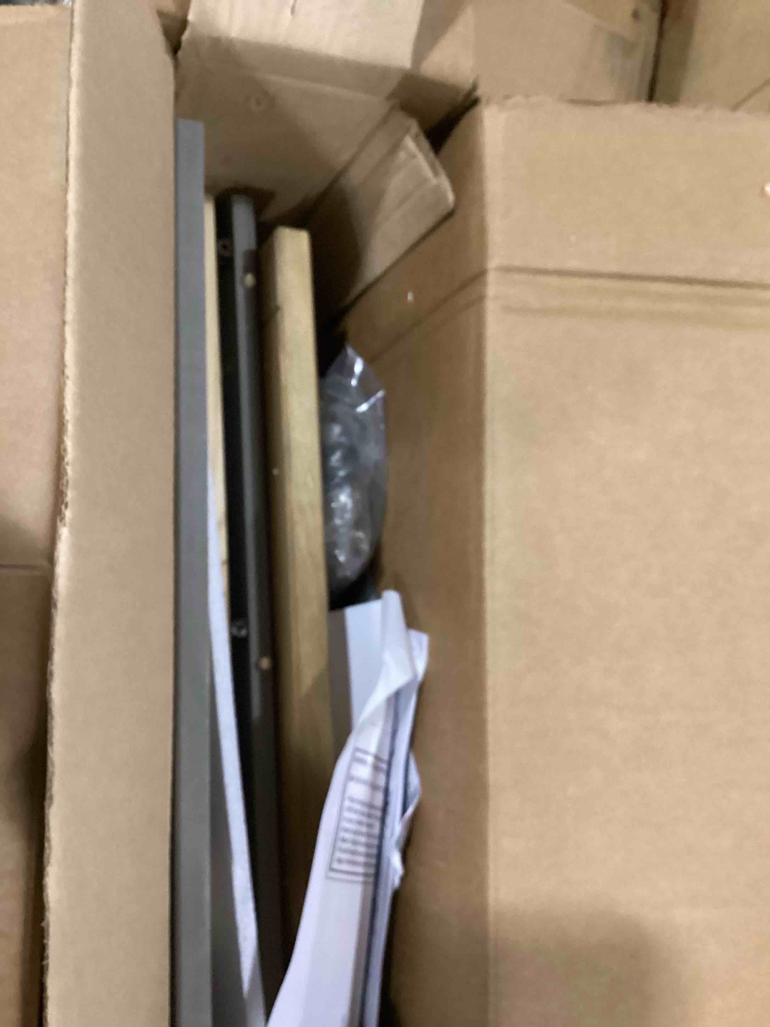 https://s3.amazonaws.com/lotting-images-prod/bidfta/ORG5905967_1721051709315.jpeg
