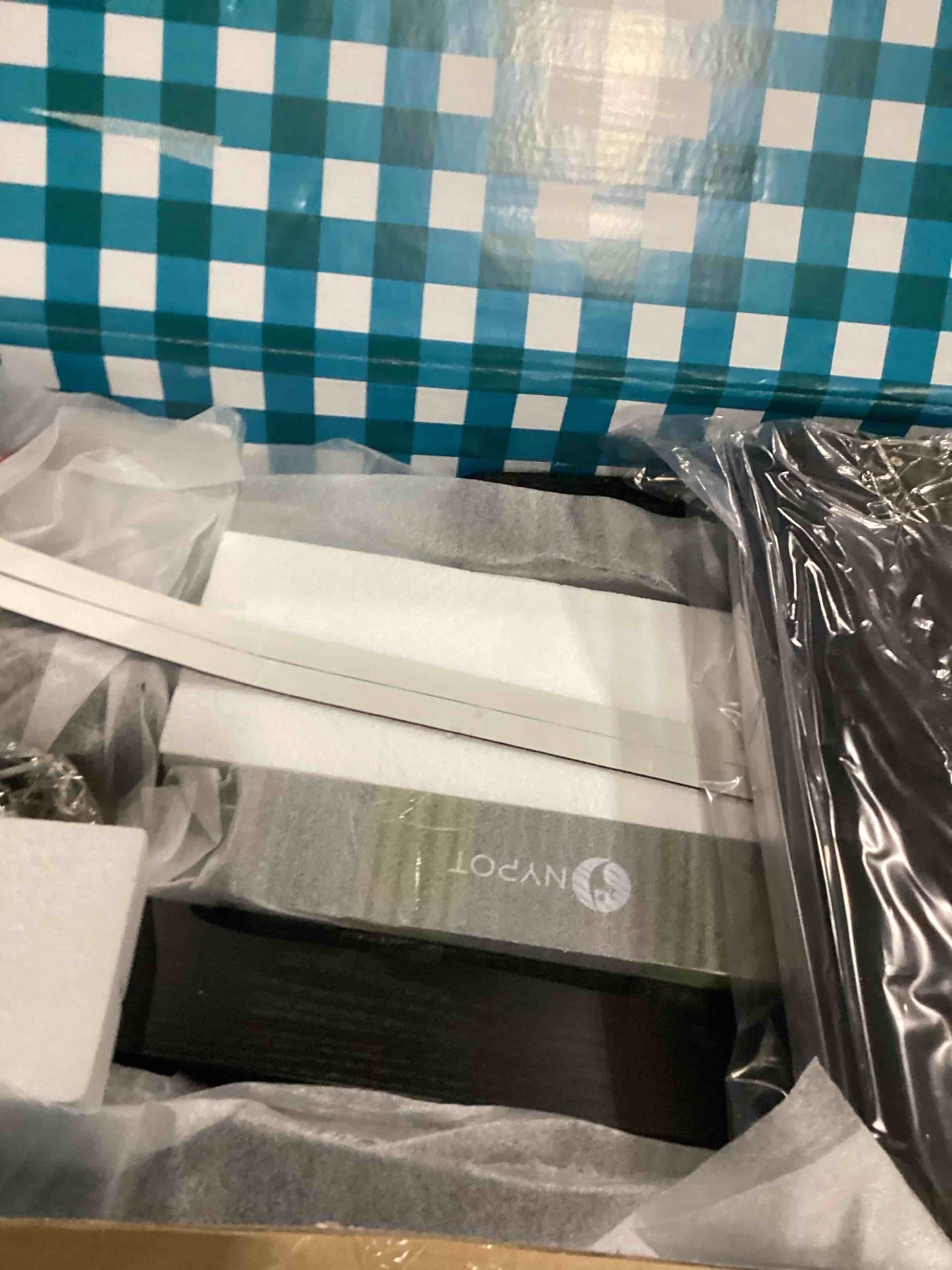 https://s3.amazonaws.com/lotting-images-prod/bidfta/ORG5906123_1721228902972.jpeg