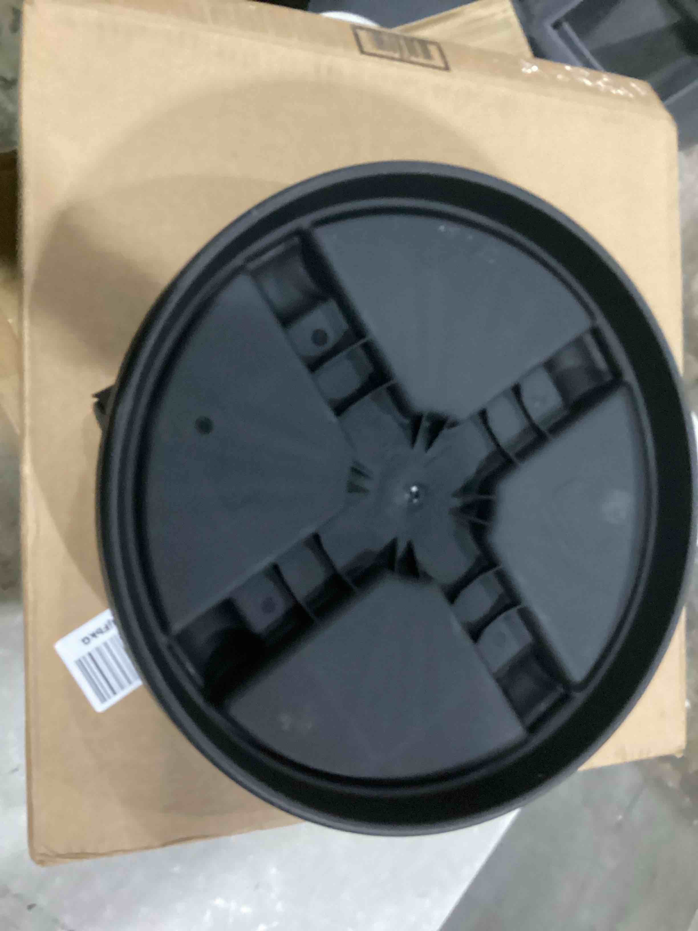 https://s3.amazonaws.com/lotting-images-prod/bidfta/ORG5906919_1722004648737.jpeg