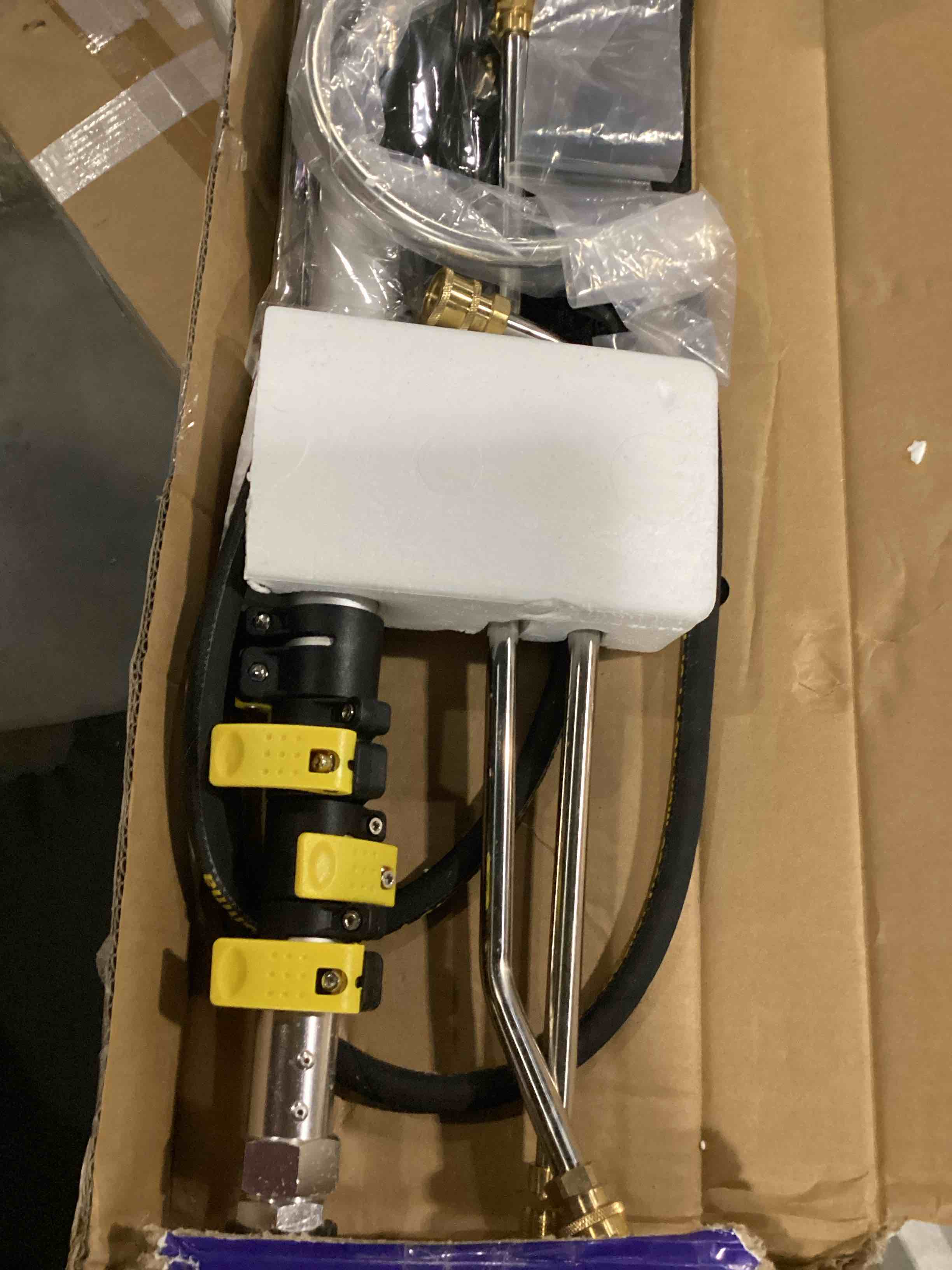 https://s3.amazonaws.com/lotting-images-prod/bidfta/ORG5907052_1722088539923.jpeg