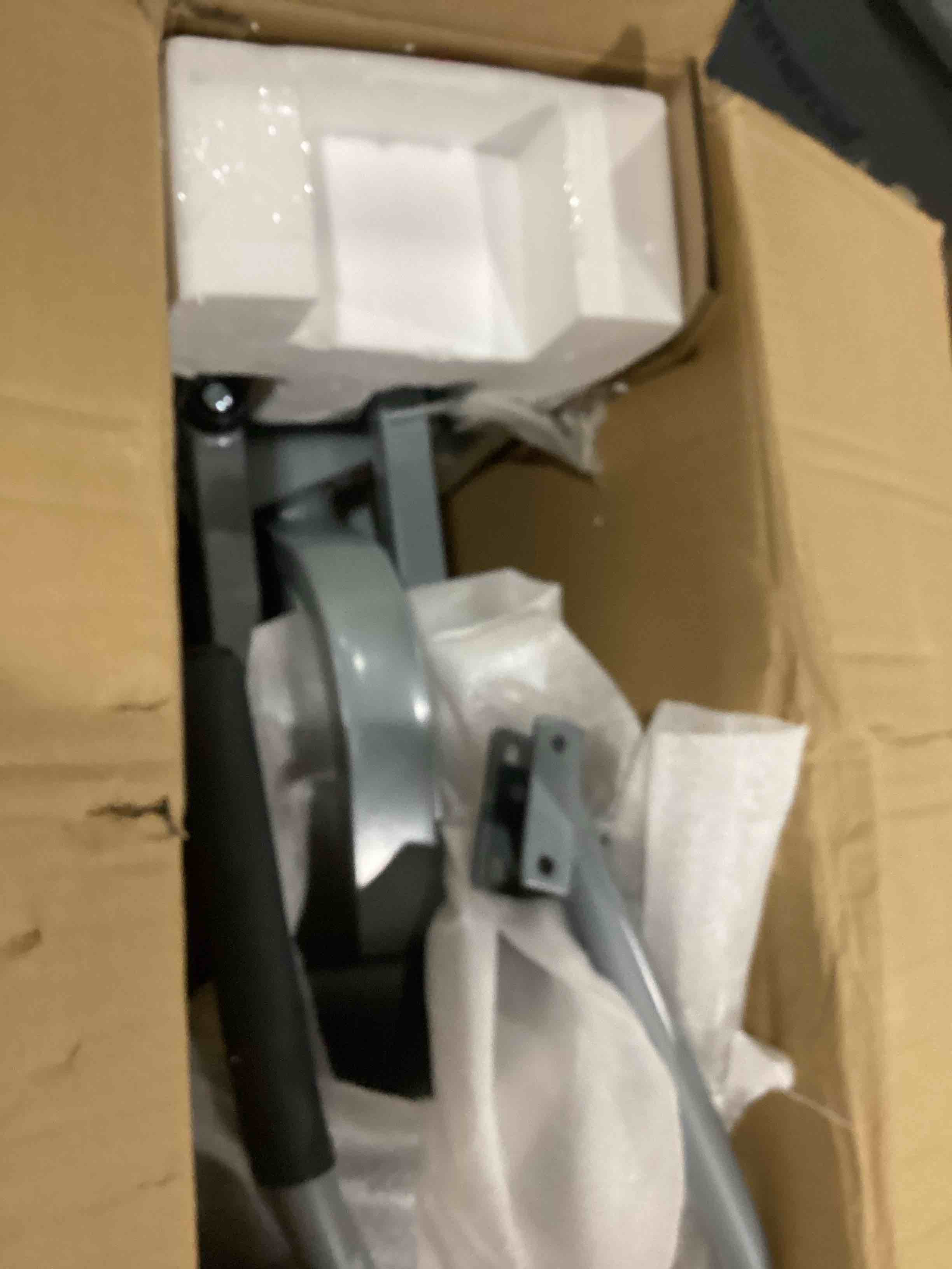 https://s3.amazonaws.com/lotting-images-prod/bidfta/ORG5907058_1722091365271.jpeg
