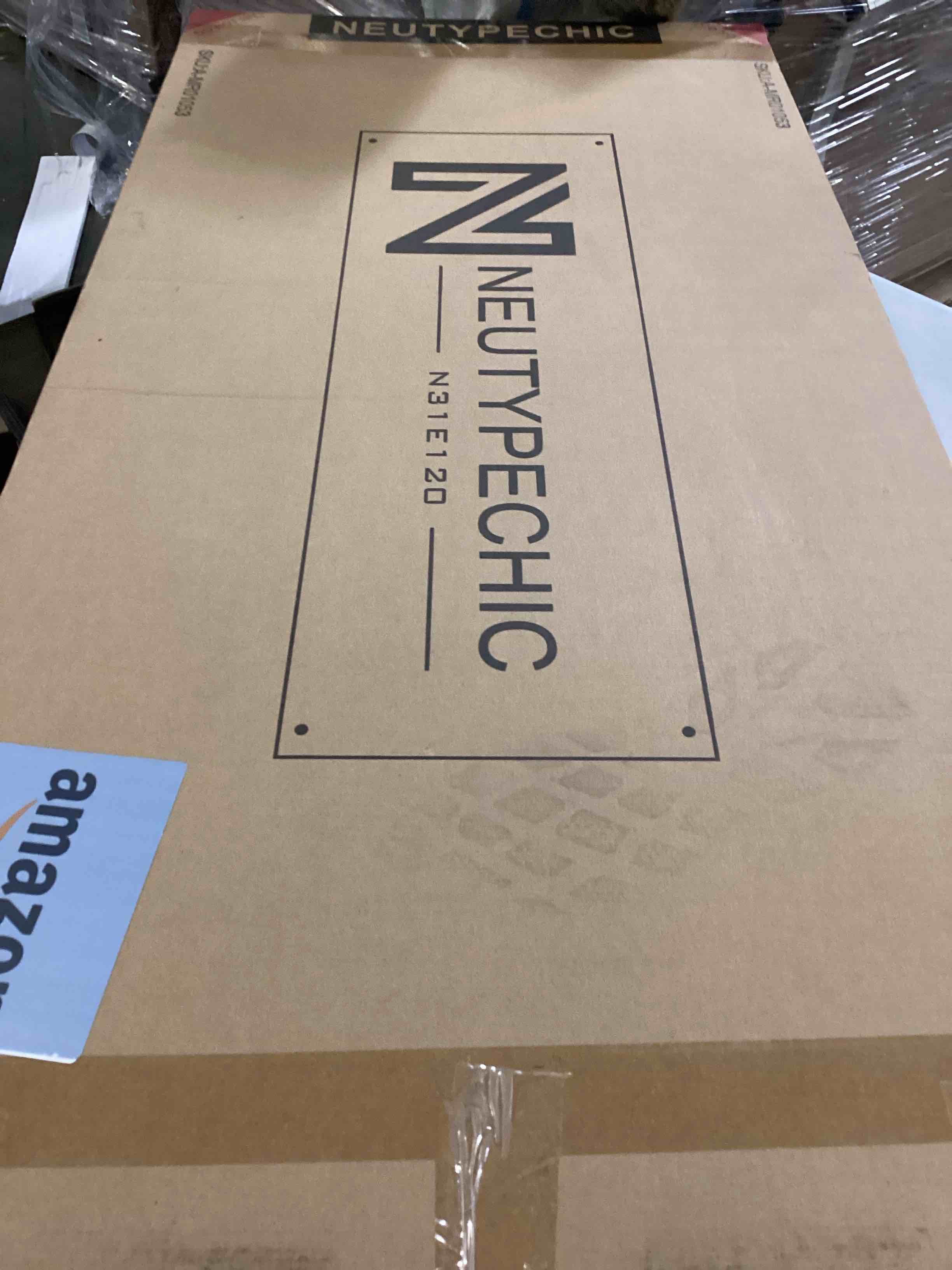 https://s3.amazonaws.com/lotting-images-prod/bidfta/ORG5908235_1721408081762.jpeg