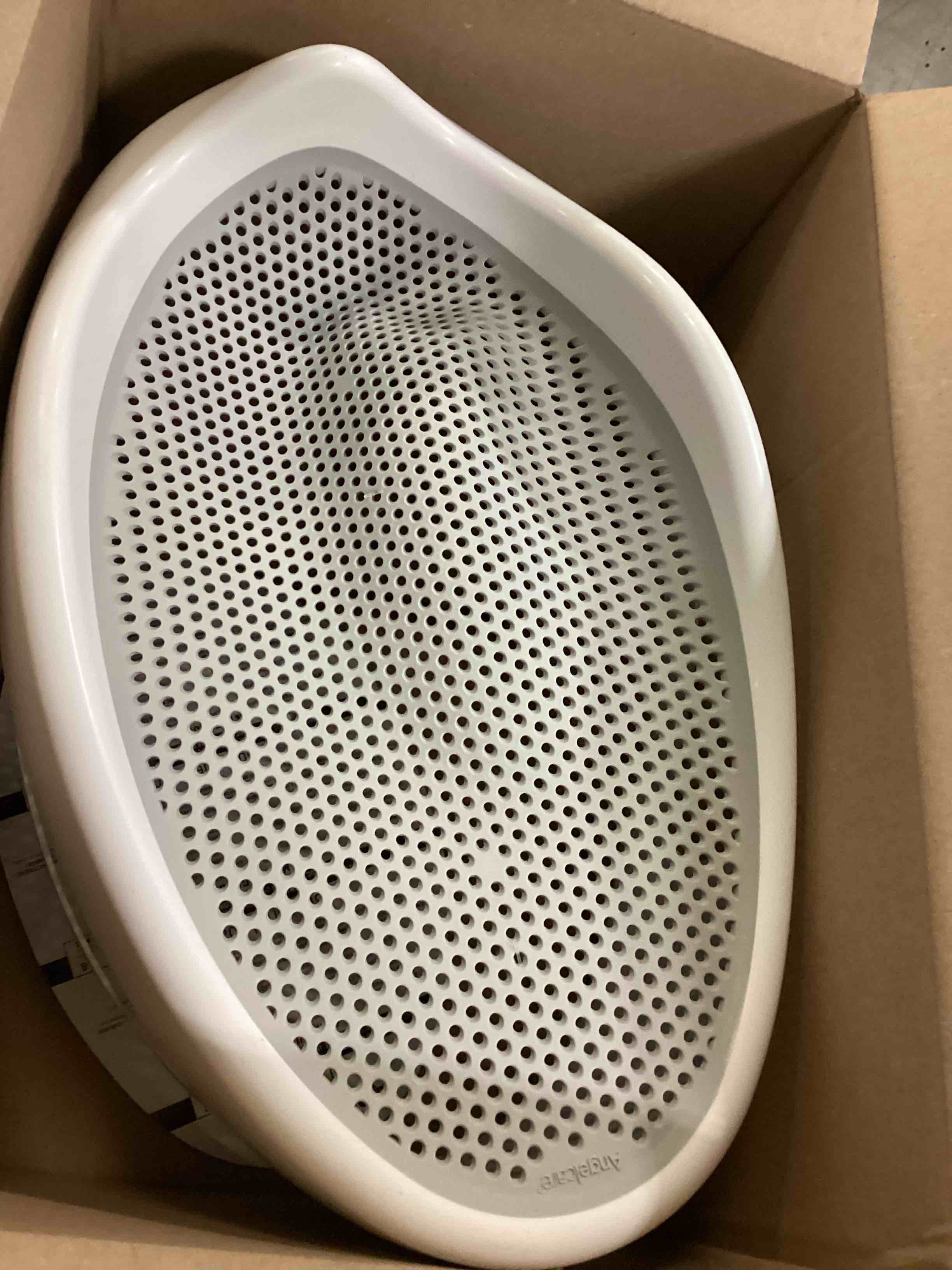 https://s3.amazonaws.com/lotting-images-prod/bidfta/ORG5908639_1722014862619.jpeg