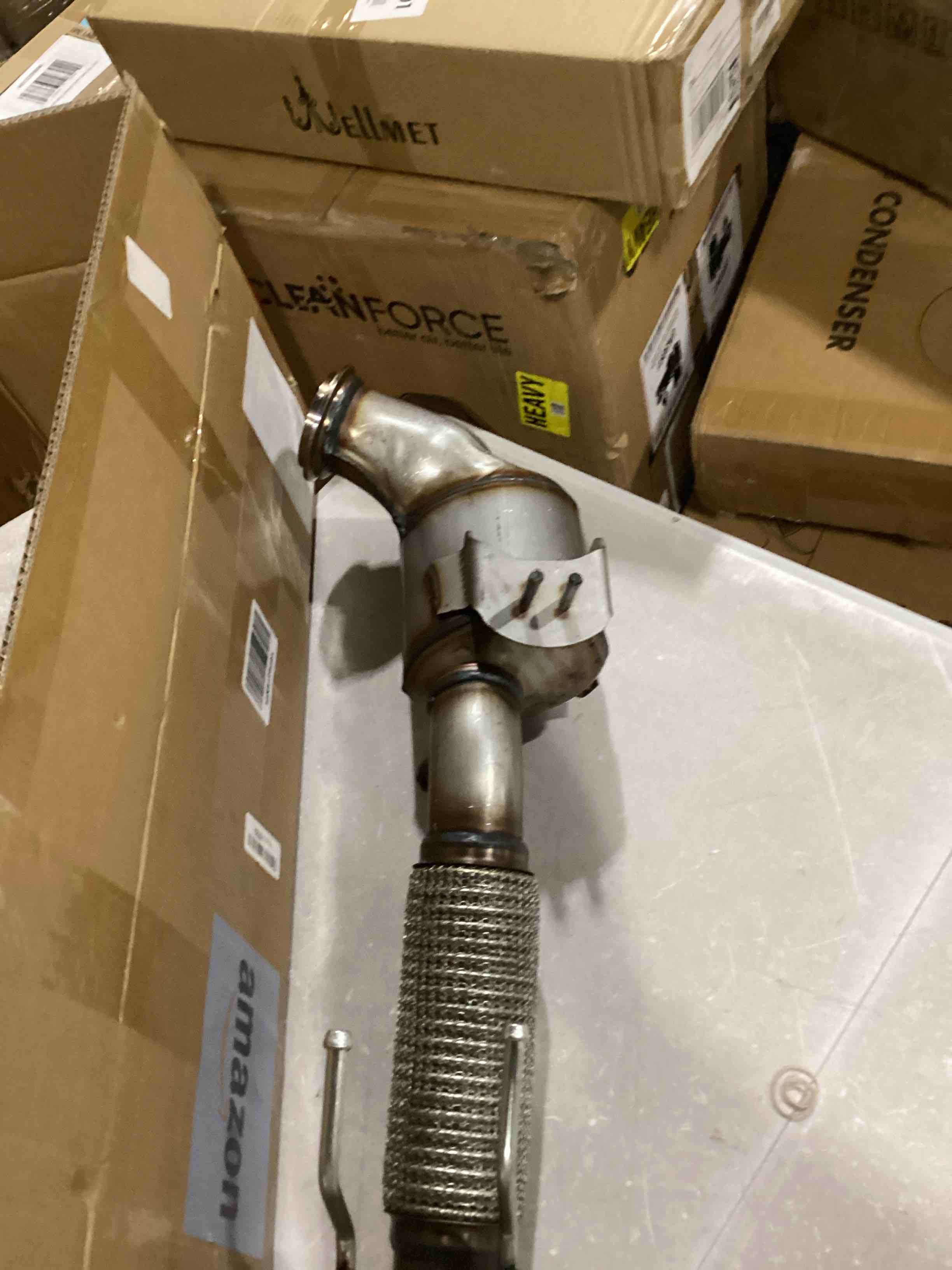 https://s3.amazonaws.com/lotting-images-prod/bidfta/ORG5908944_1718907759627.jpeg