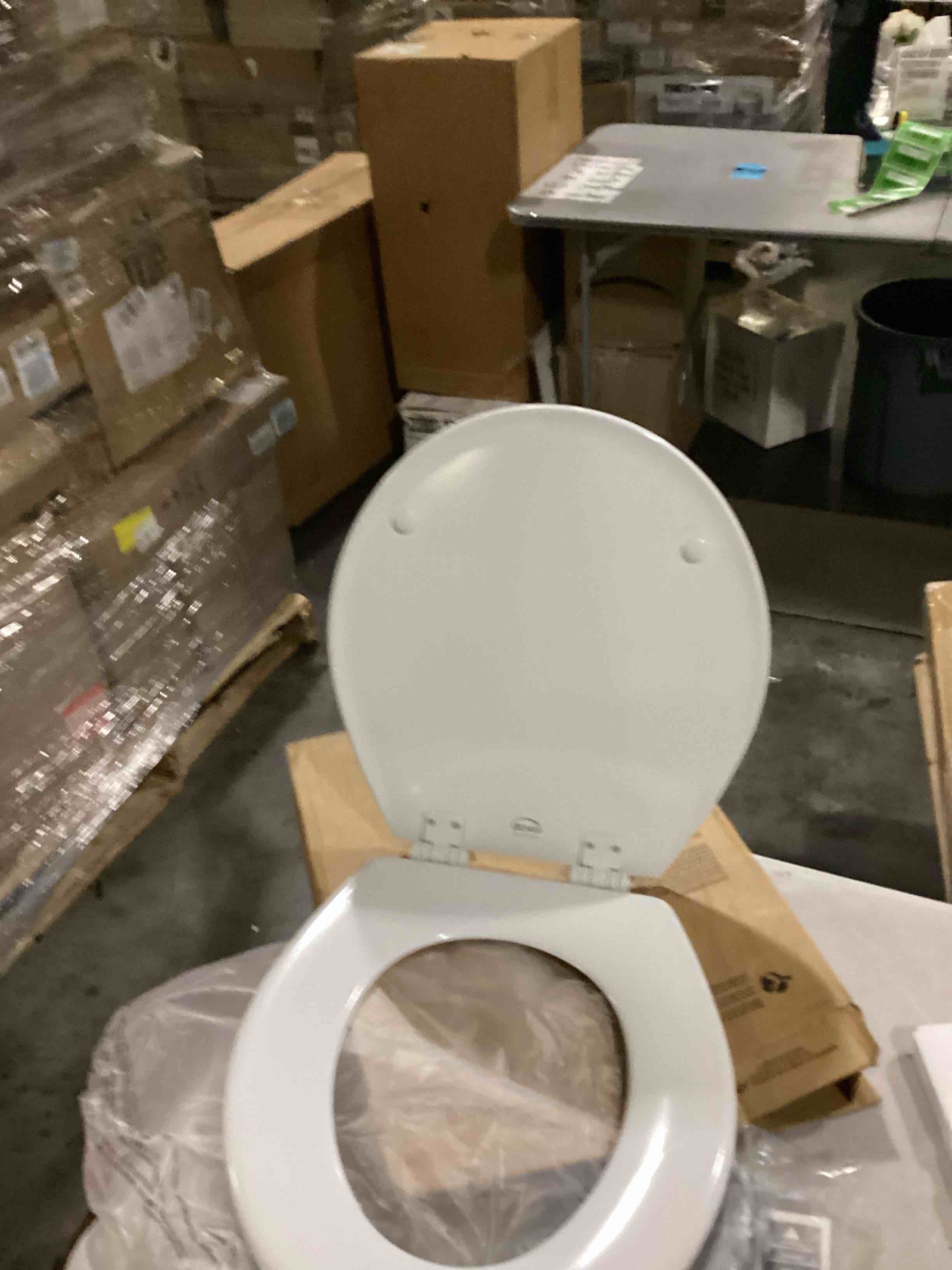 https://s3.amazonaws.com/lotting-images-prod/bidfta/ORG5909032_1718992361465.jpeg