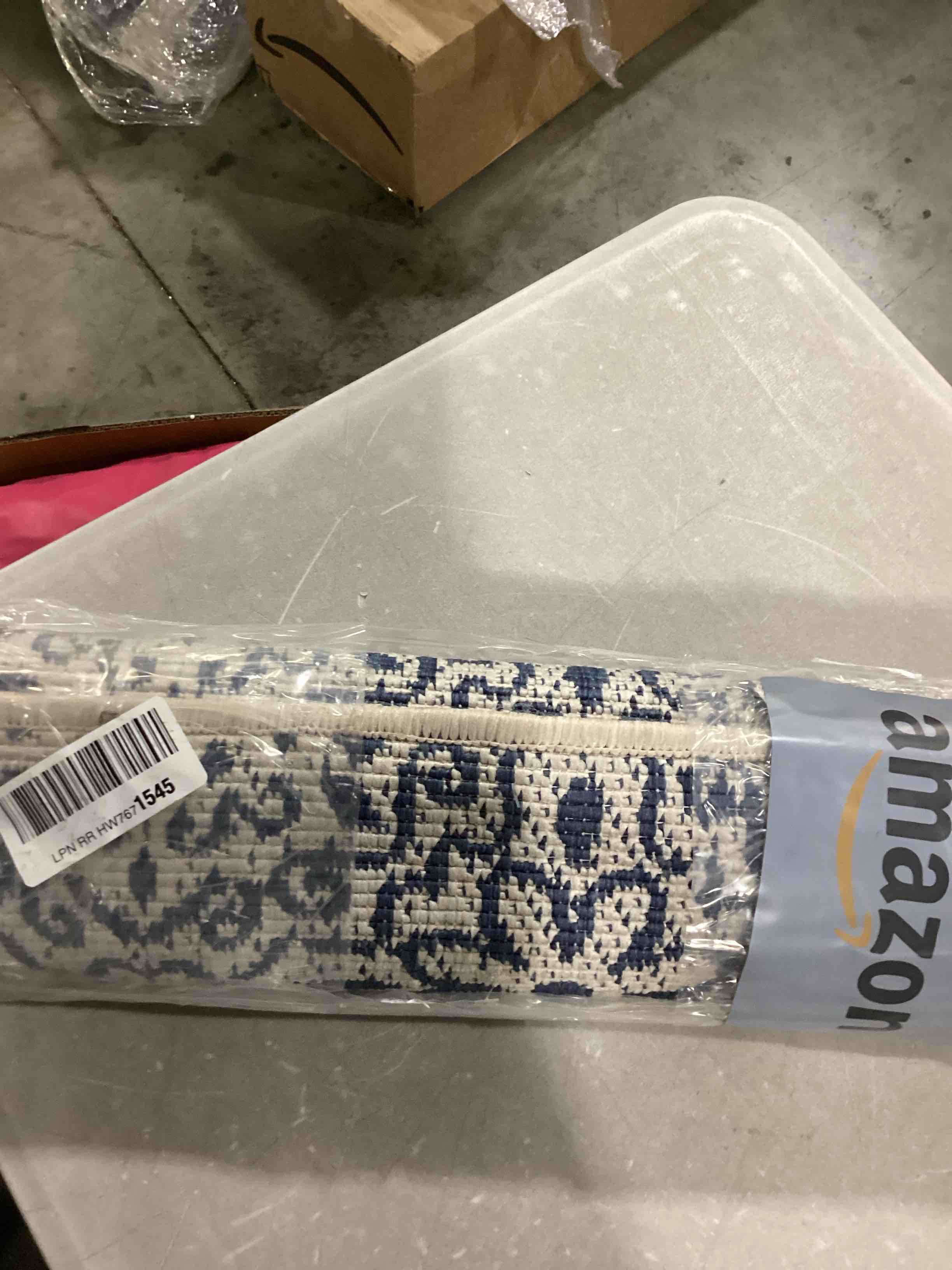 https://s3.amazonaws.com/lotting-images-prod/bidfta/ORG5909192_1719315447552.jpeg