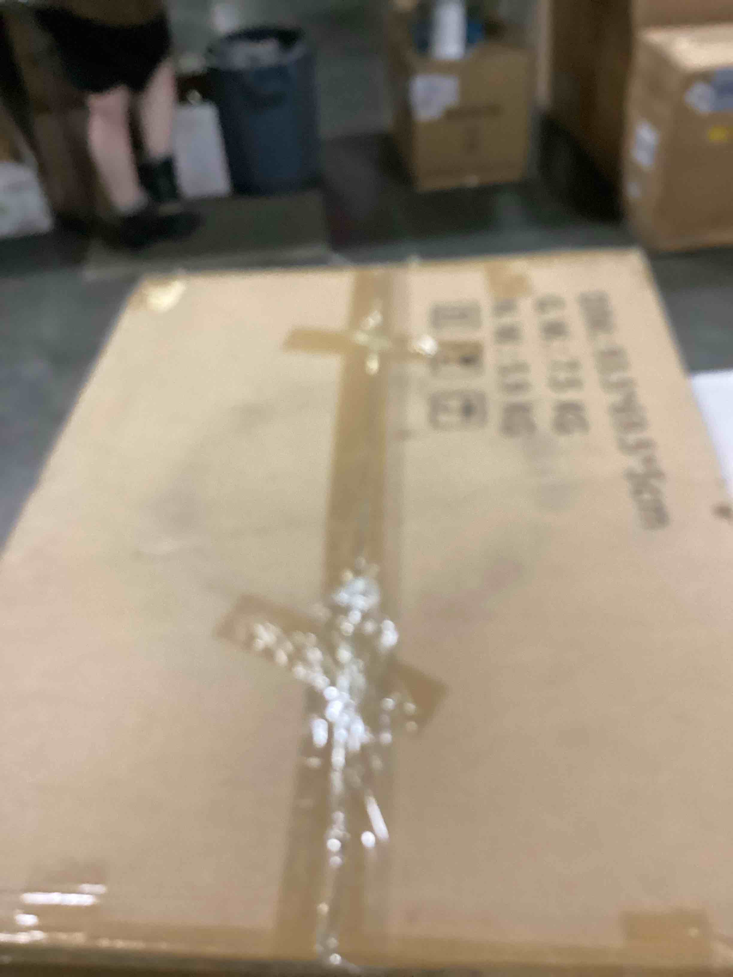 https://s3.amazonaws.com/lotting-images-prod/bidfta/ORG5909195_1719316131330.jpeg