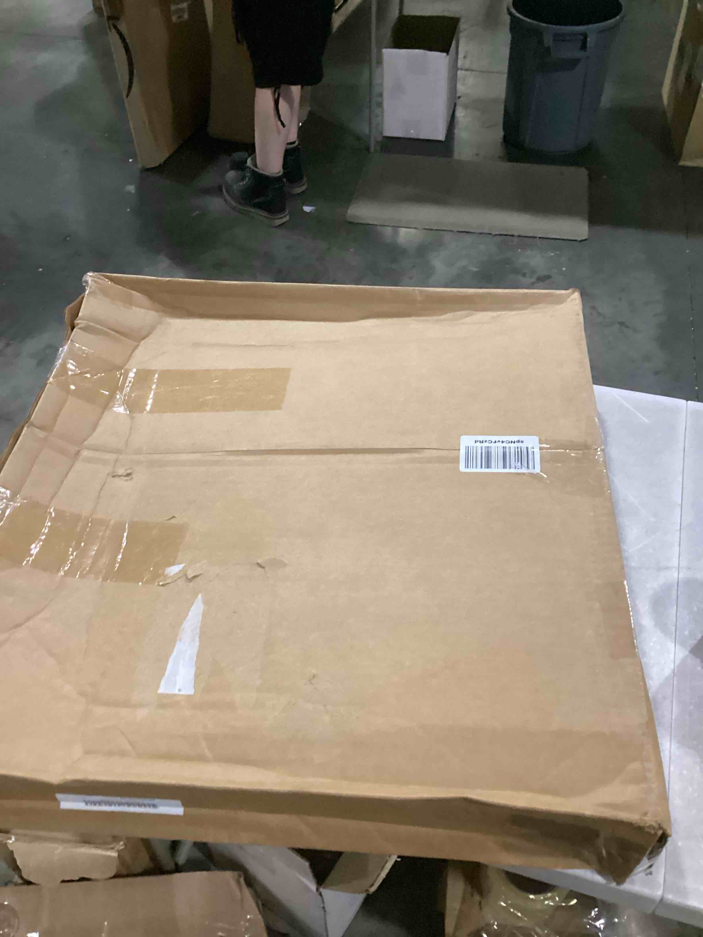 https://s3.amazonaws.com/lotting-images-prod/bidfta/ORG5909735_1720025234713.jpeg