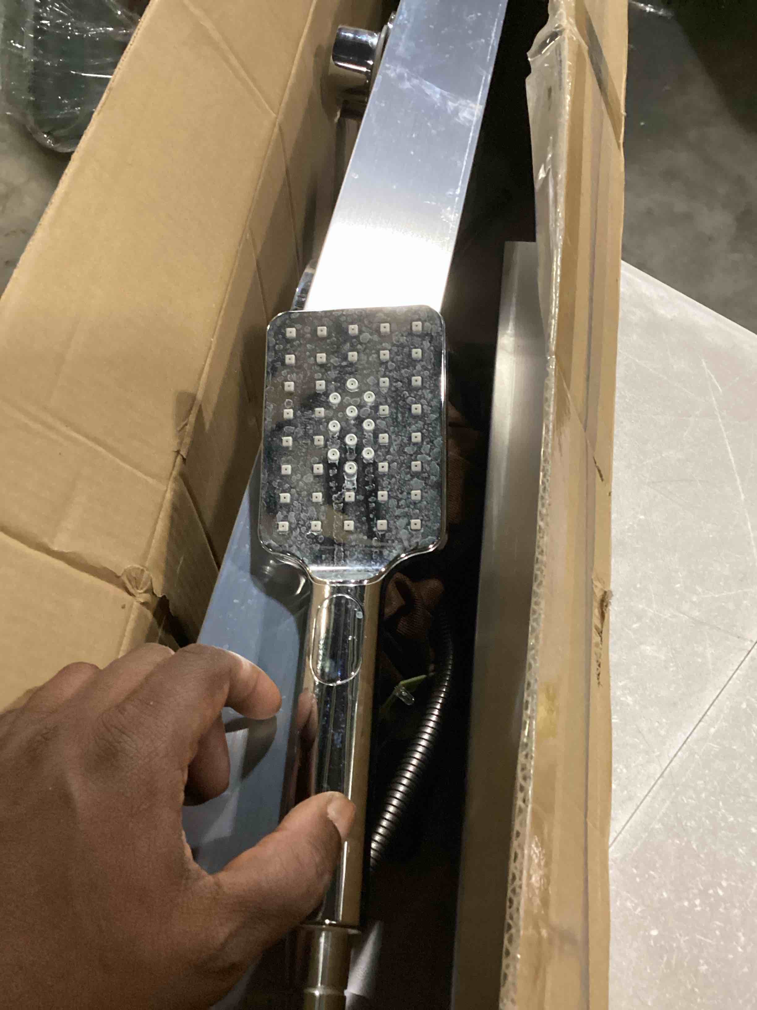 https://s3.amazonaws.com/lotting-images-prod/bidfta/ORG5909937_1720613661862.jpeg