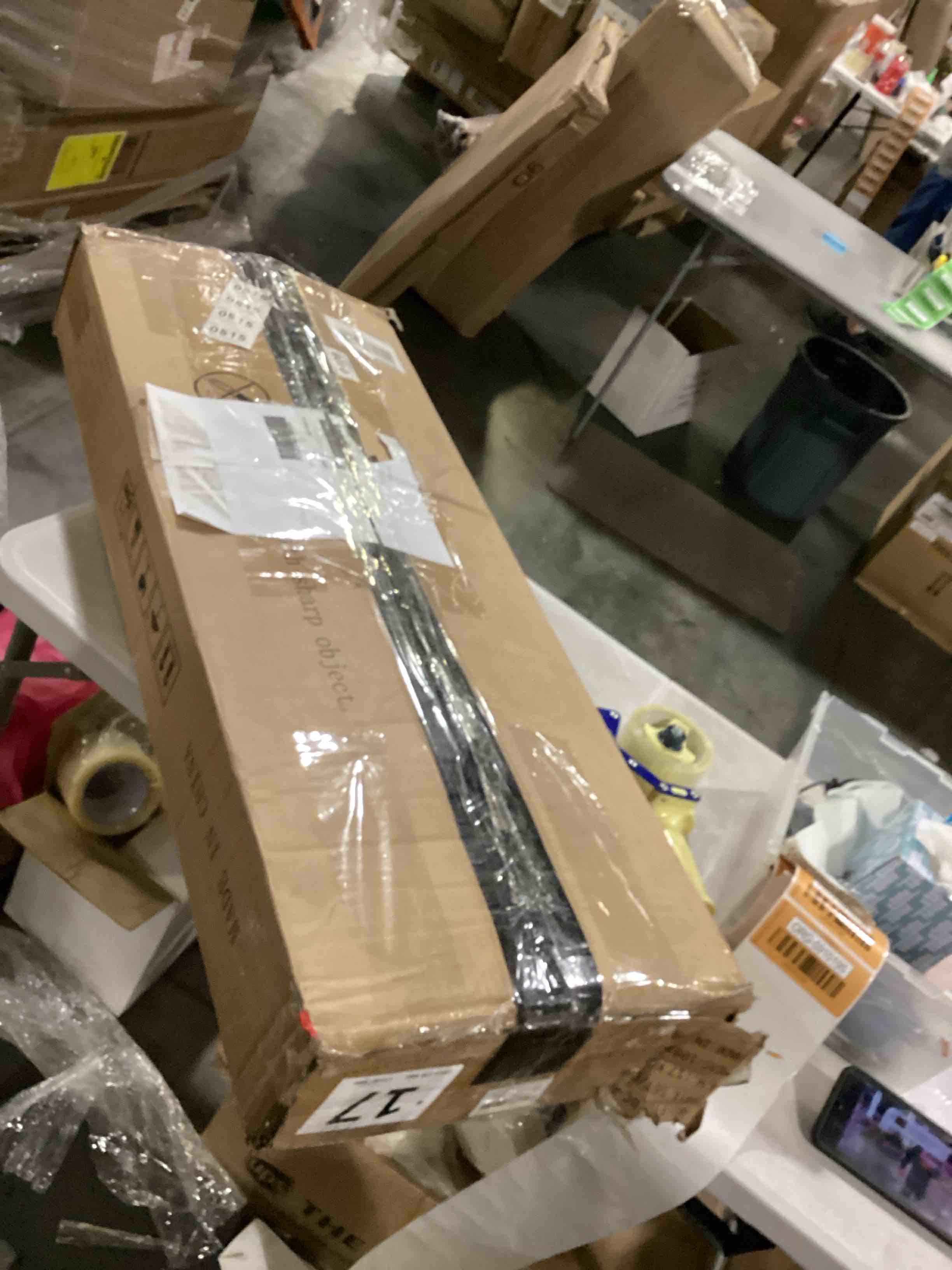 https://s3.amazonaws.com/lotting-images-prod/bidfta/ORG5910195_1720805042454.jpeg