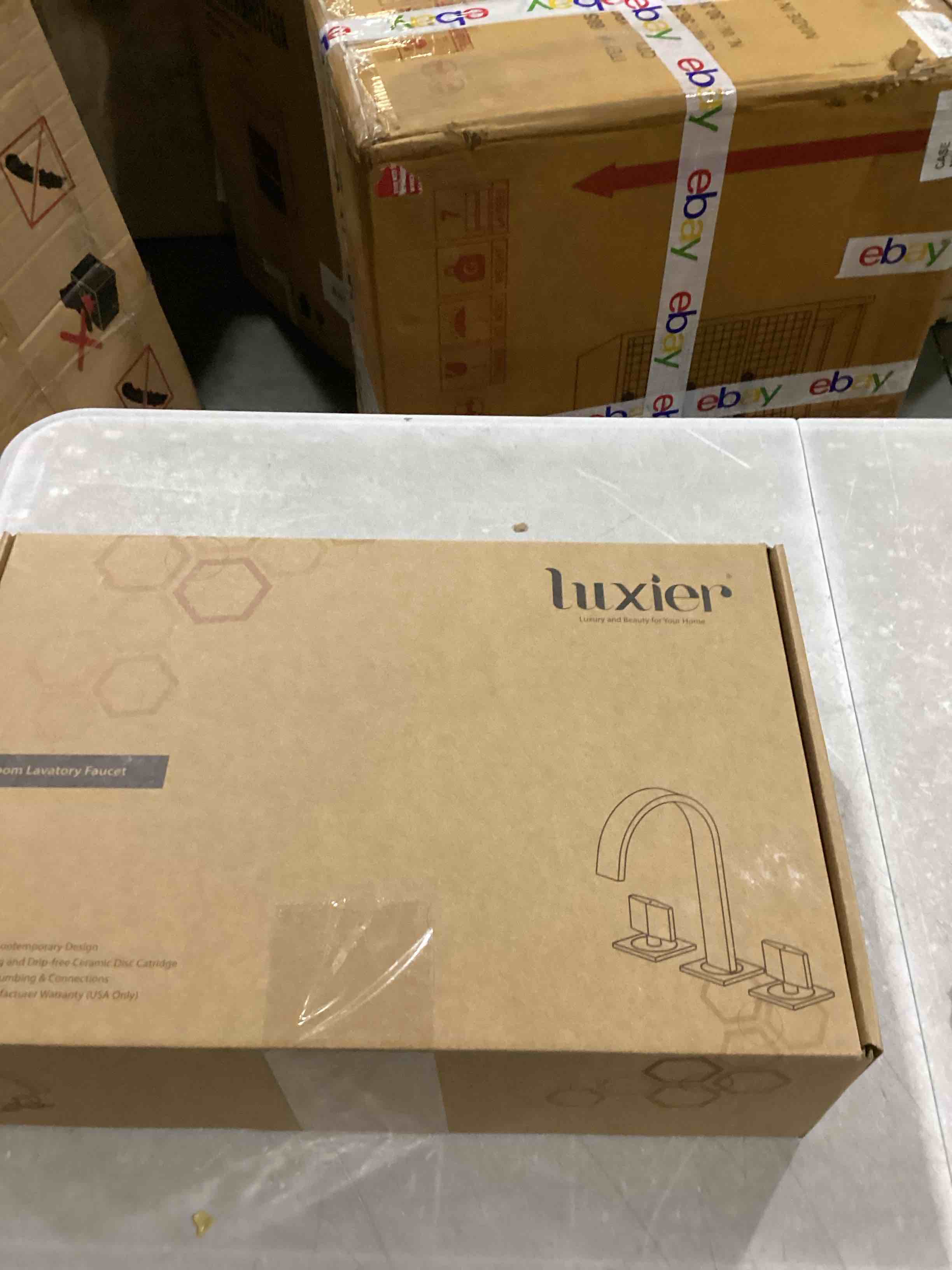 https://s3.amazonaws.com/lotting-images-prod/bidfta/ORG5910215_1721050137321.jpeg