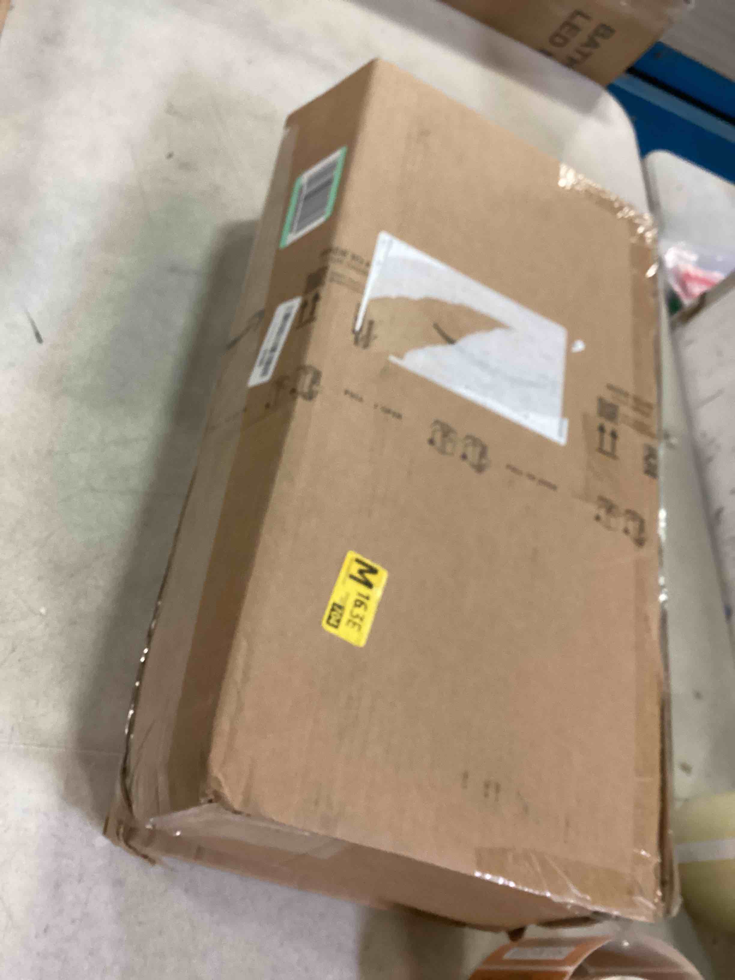 https://s3.amazonaws.com/lotting-images-prod/bidfta/ORG5912348_1711208340295.jpeg