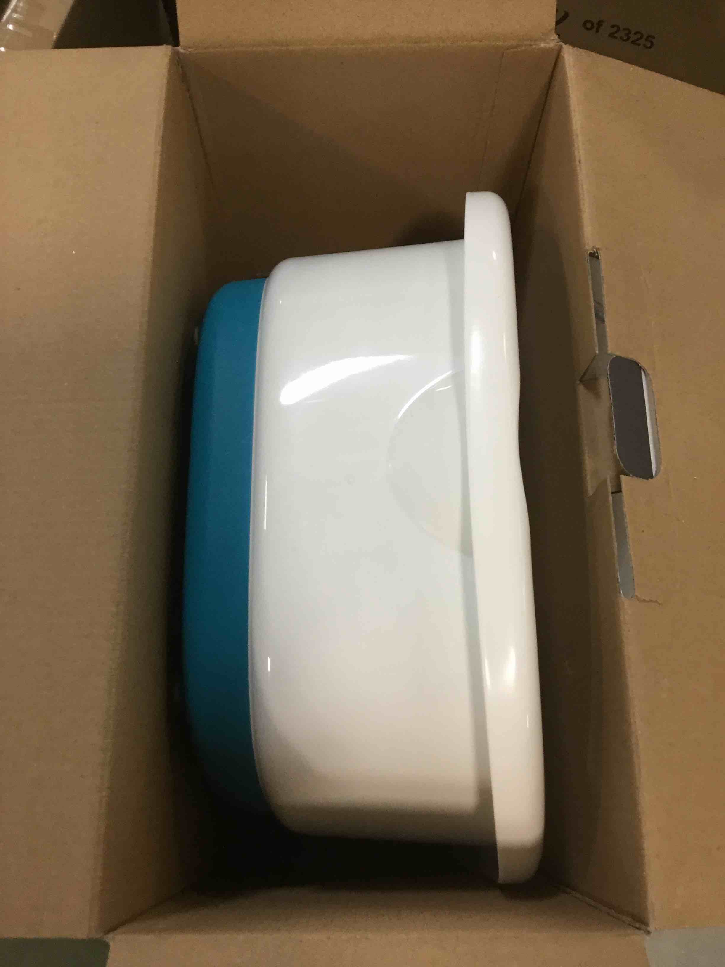 https://s3.amazonaws.com/lotting-images-prod/bidfta/ORG5913123_1711715889172.jpeg