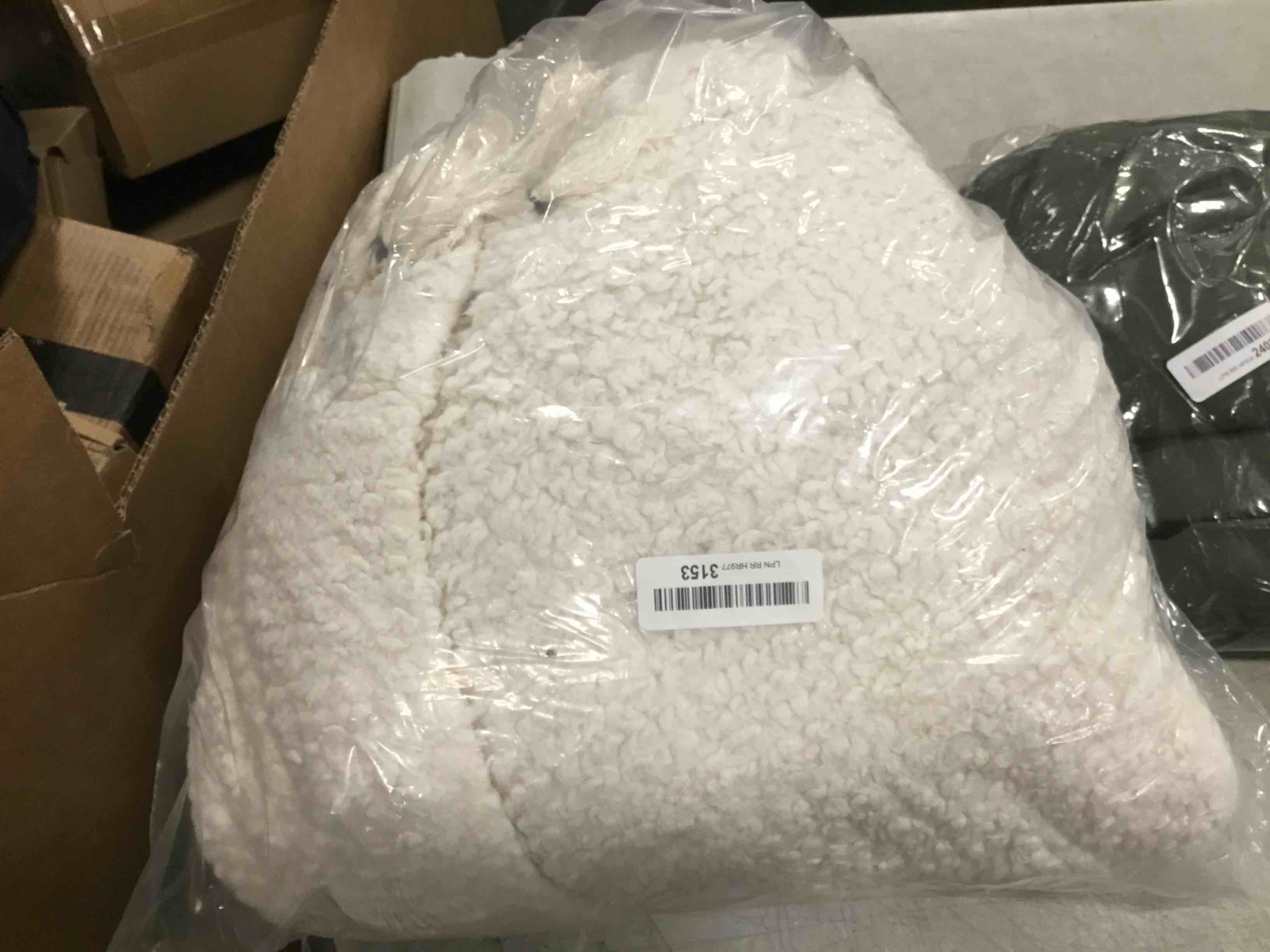 https://s3.amazonaws.com/lotting-images-prod/bidfta/ORG5914845_1711538283498.jpeg