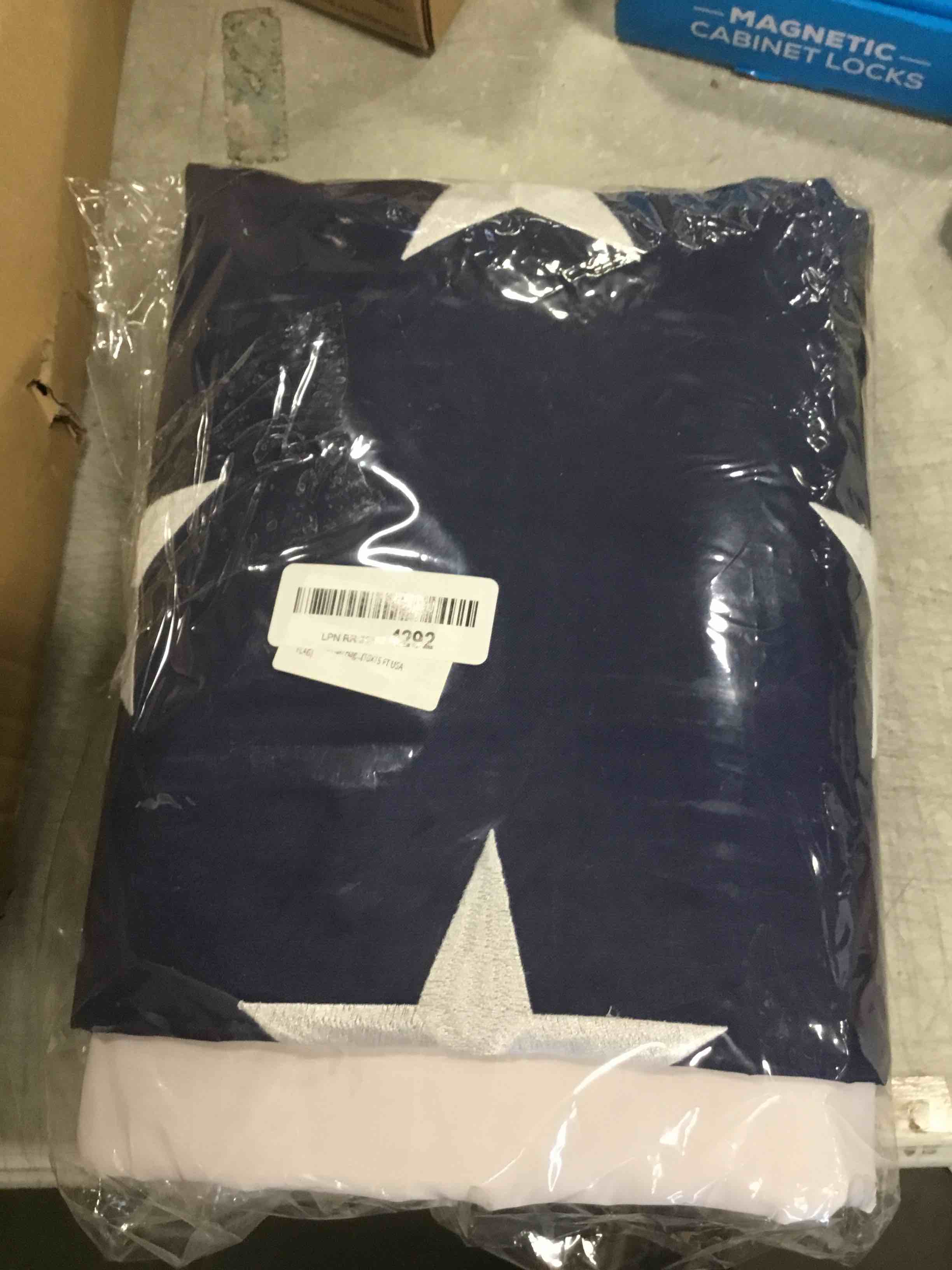 https://s3.amazonaws.com/lotting-images-prod/bidfta/ORG5914895_1711540732355.jpeg