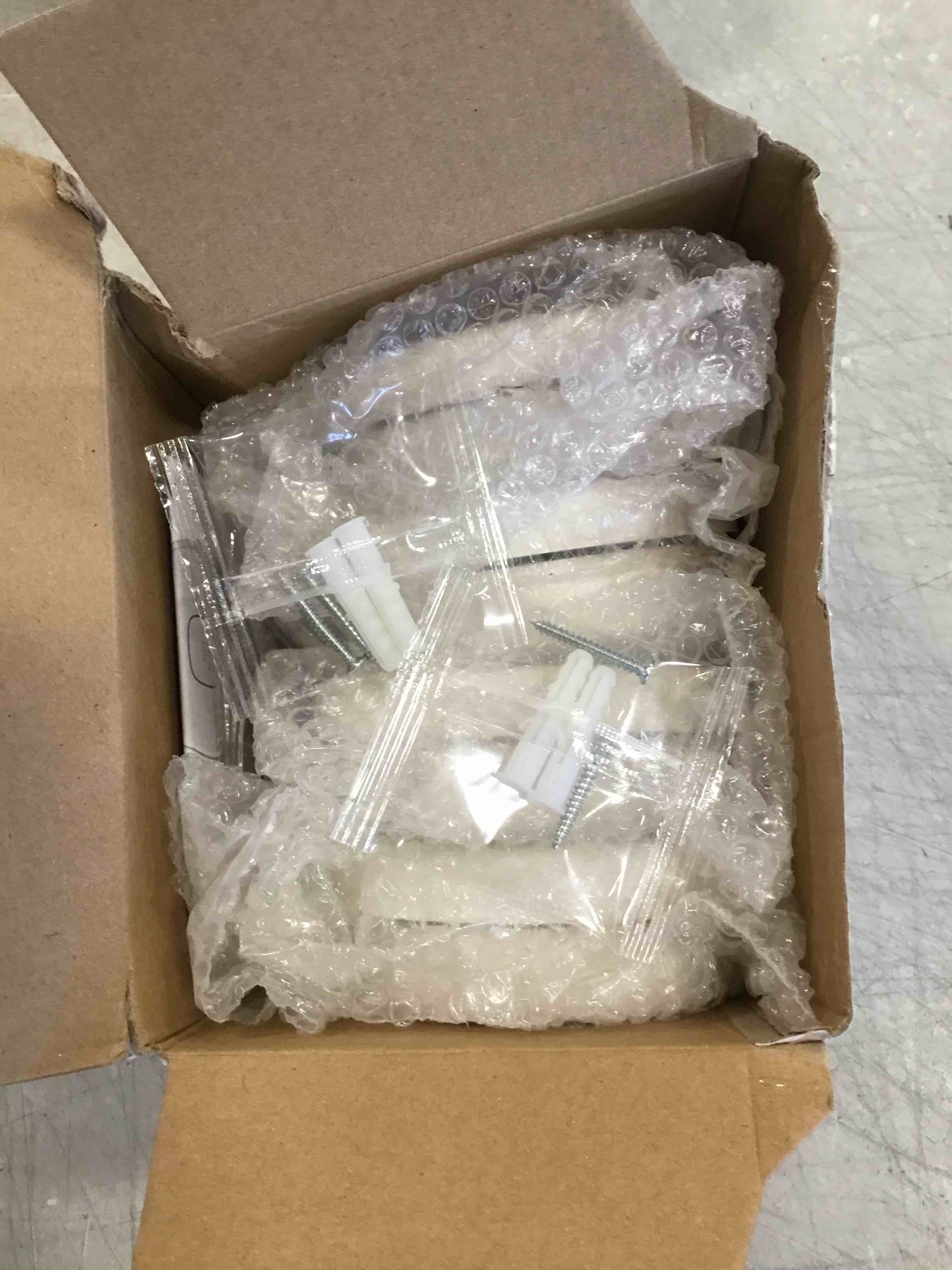 https://s3.amazonaws.com/lotting-images-prod/bidfta/ORG5914936_1711542913493.jpeg