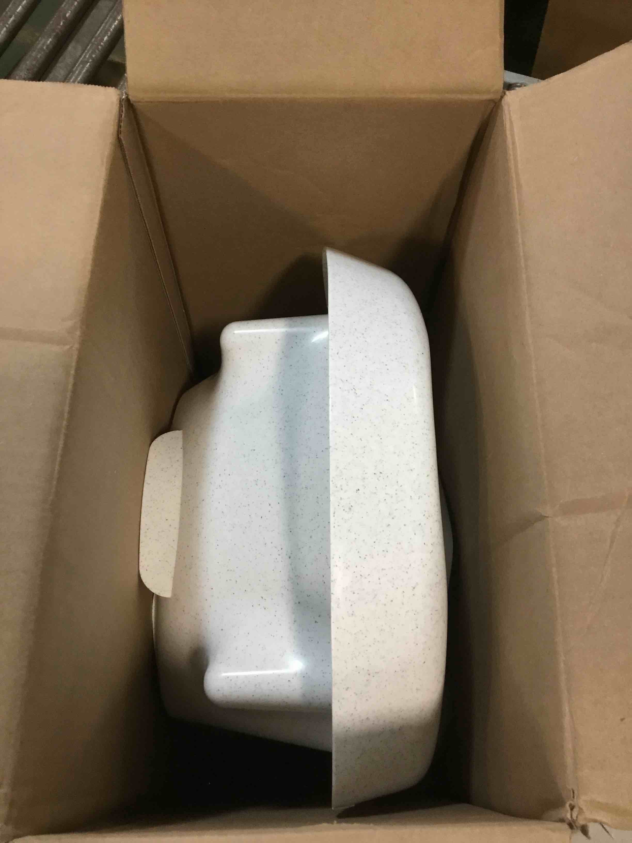 https://s3.amazonaws.com/lotting-images-prod/bidfta/ORG5915288_1710946142463.jpeg